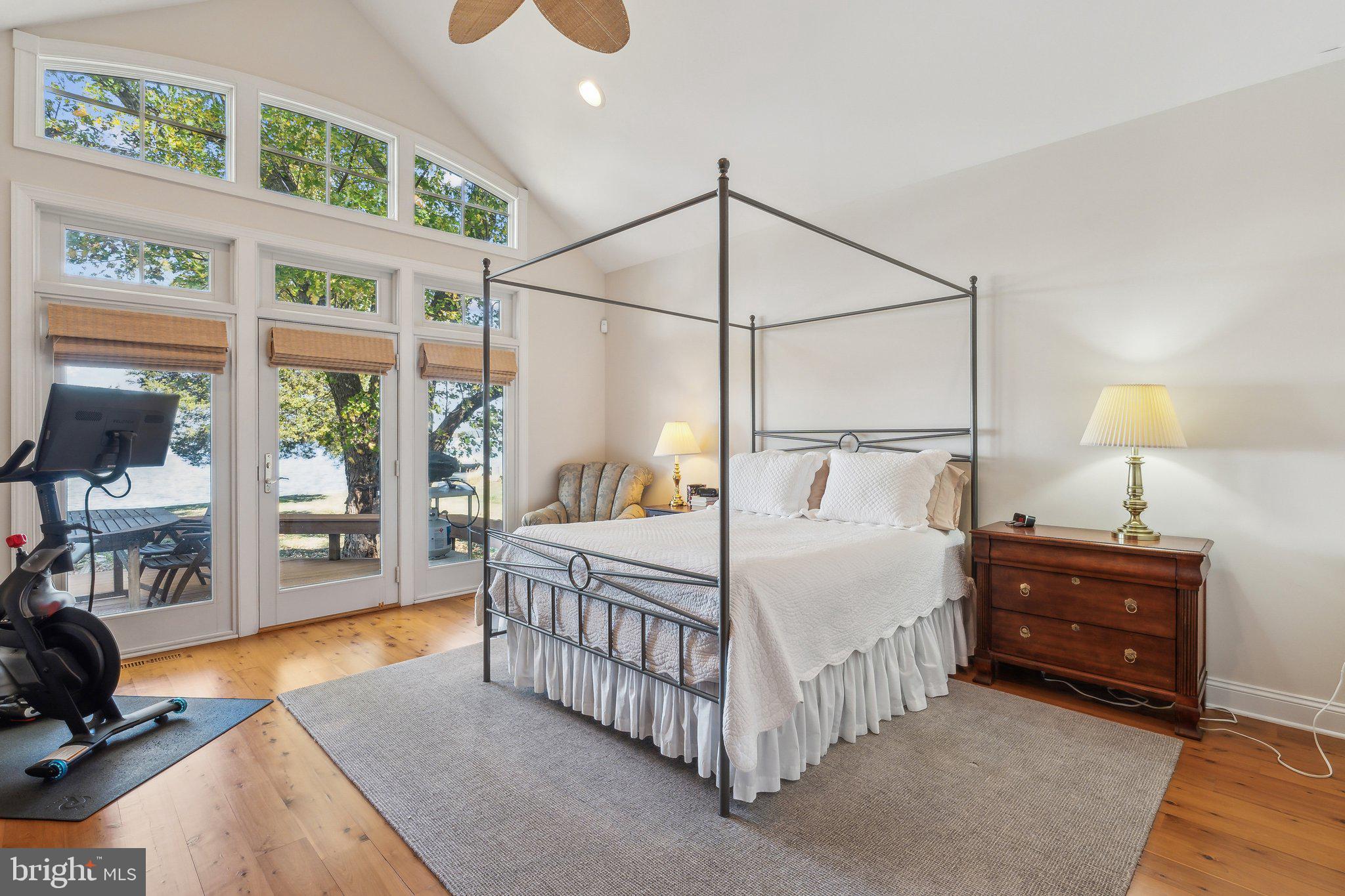 RIO VISTA - Residential