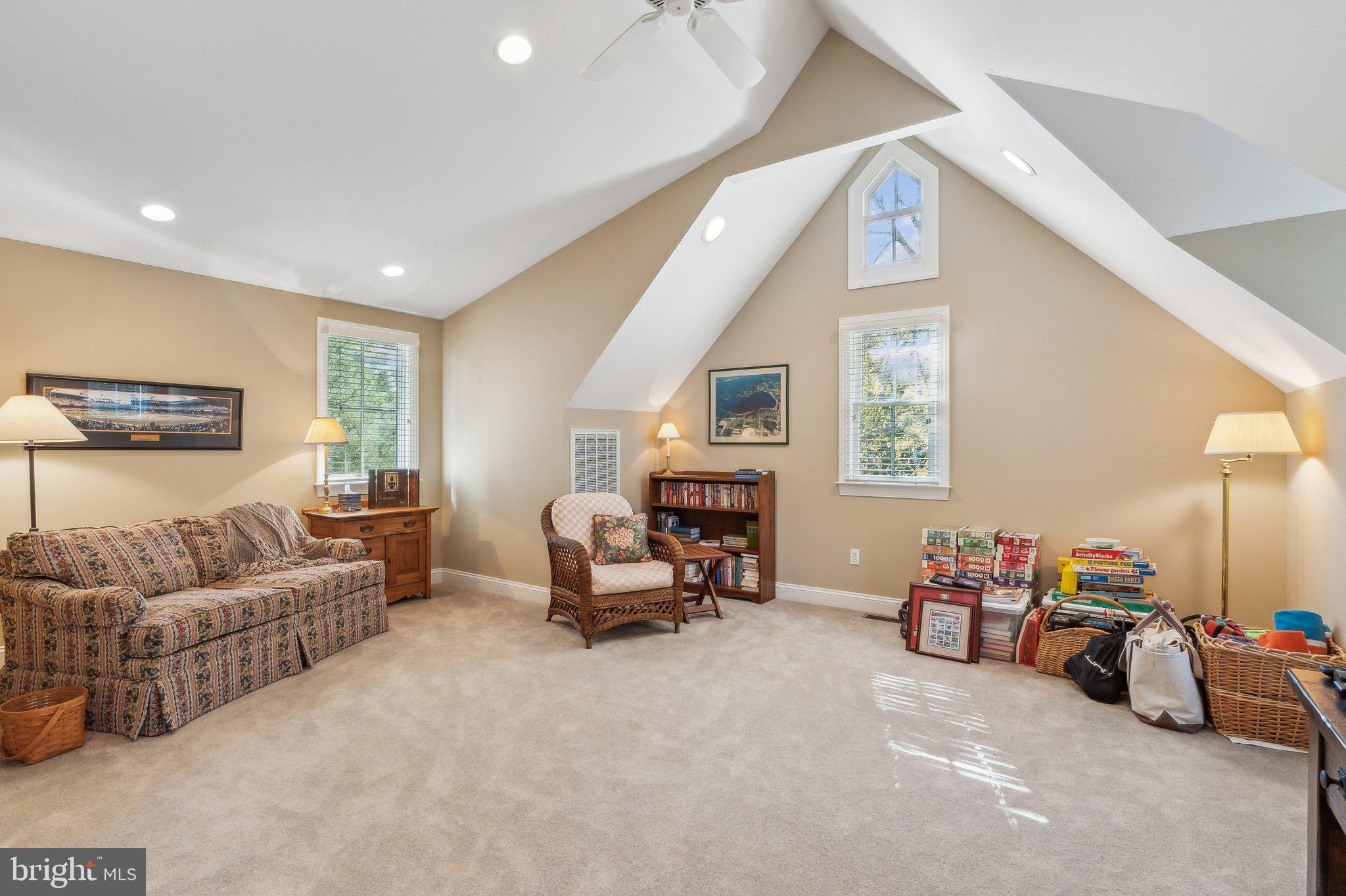 RIO VISTA - Residential