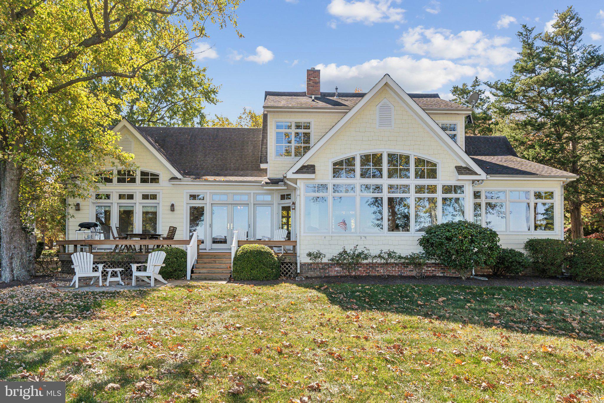 RIO VISTA - Residential