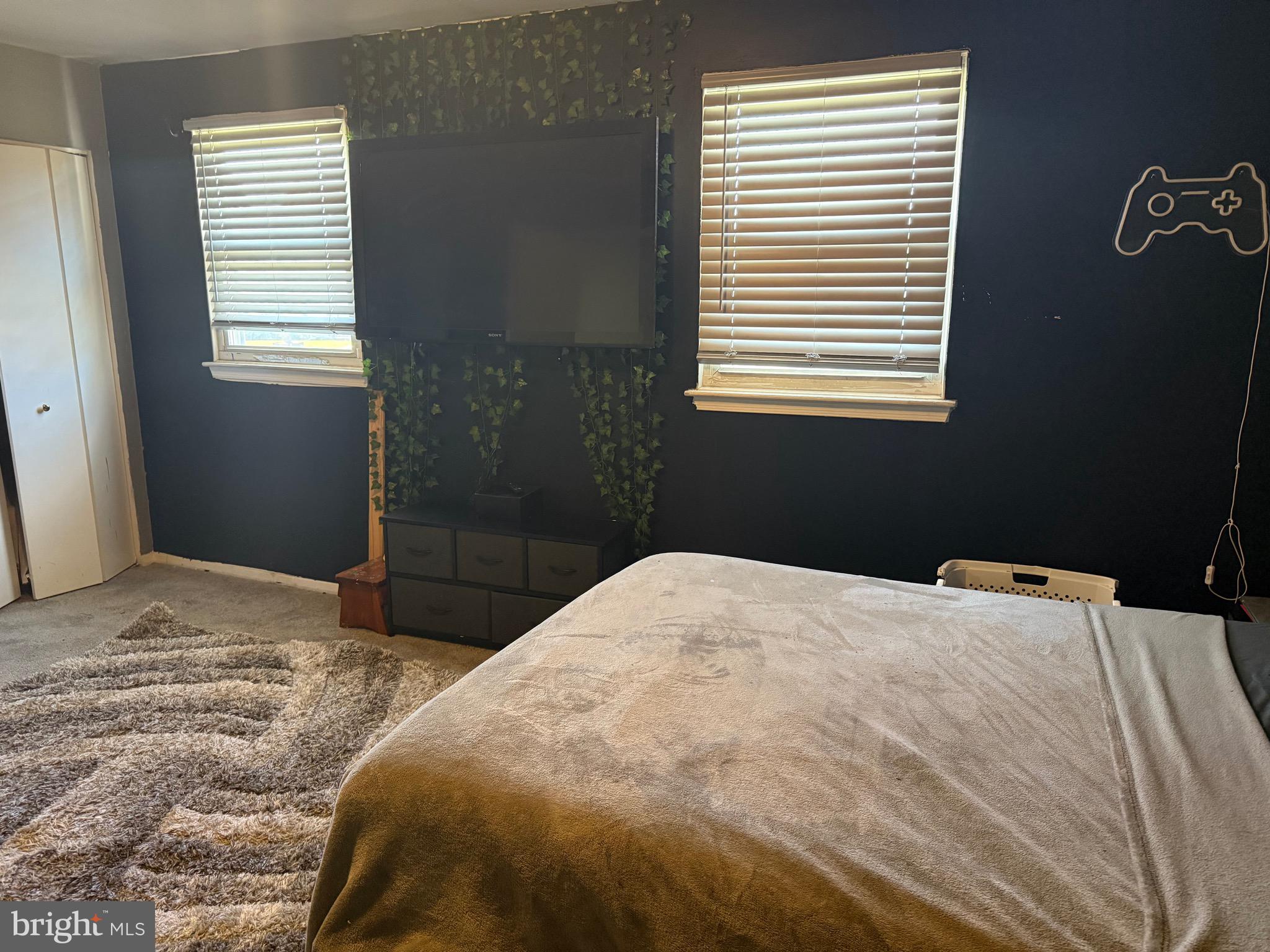 HAZELWOOD VILLAGE - Residential