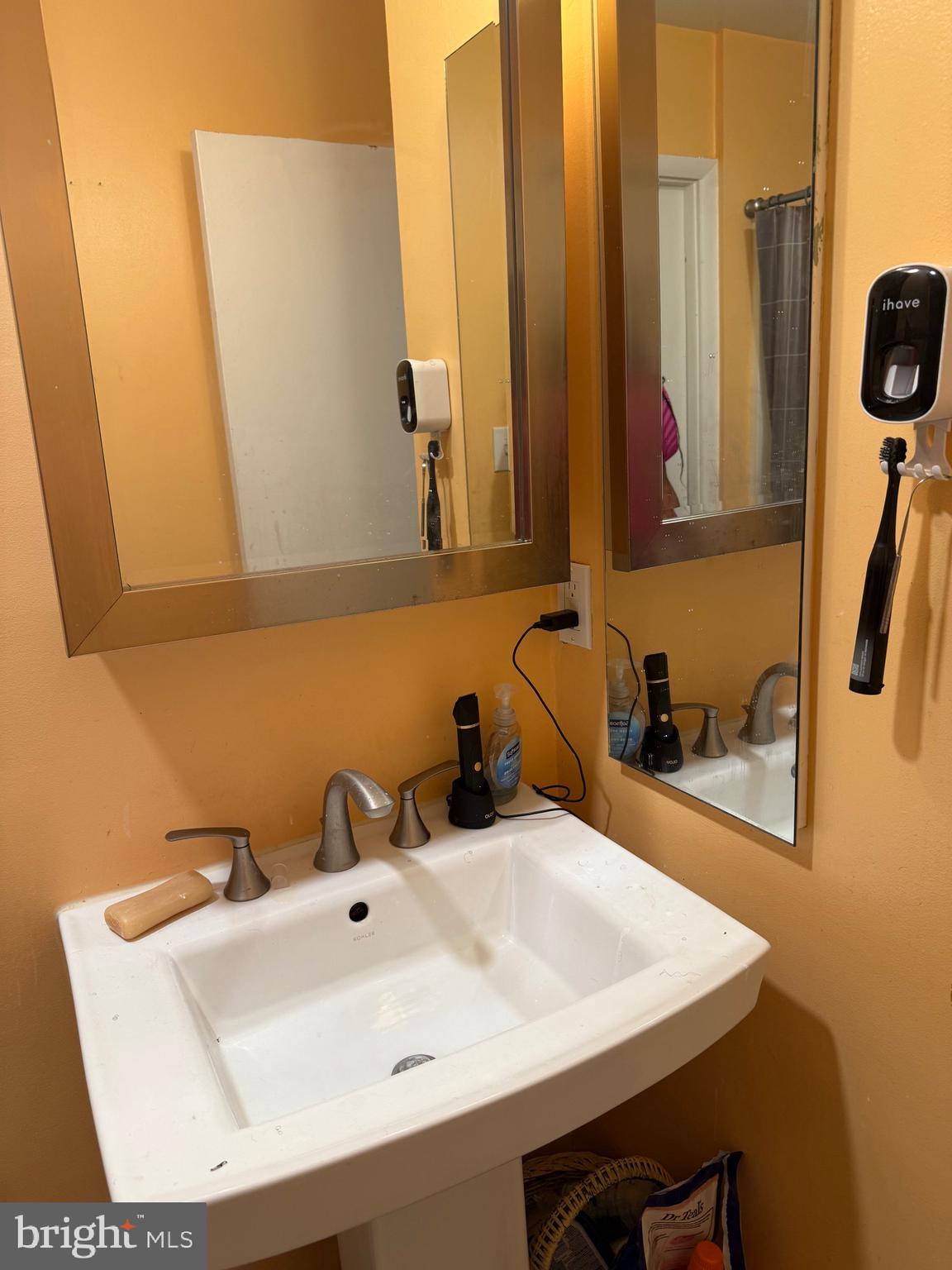 HAZELWOOD VILLAGE - Residential