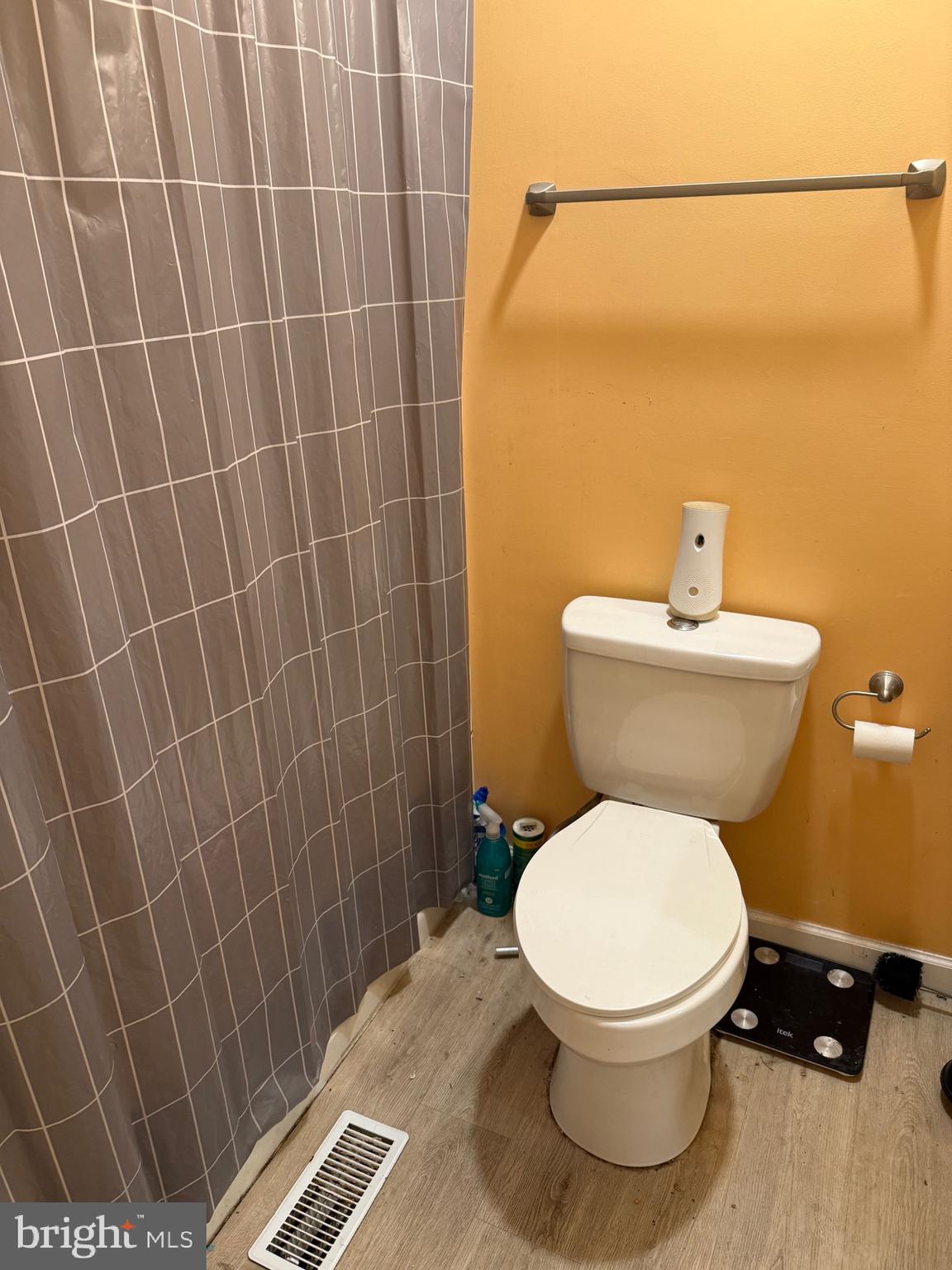 HAZELWOOD VILLAGE - Residential