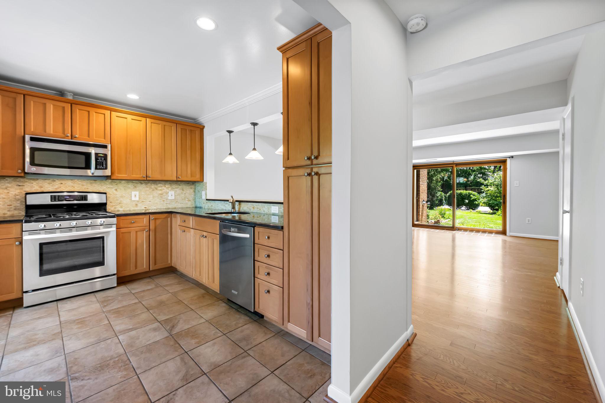 21 WATERBIRD COURT 21