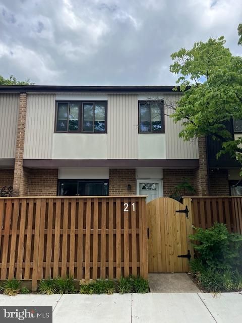 21 WATERBIRD COURT 21 COCKEYSVILLE MD 21030