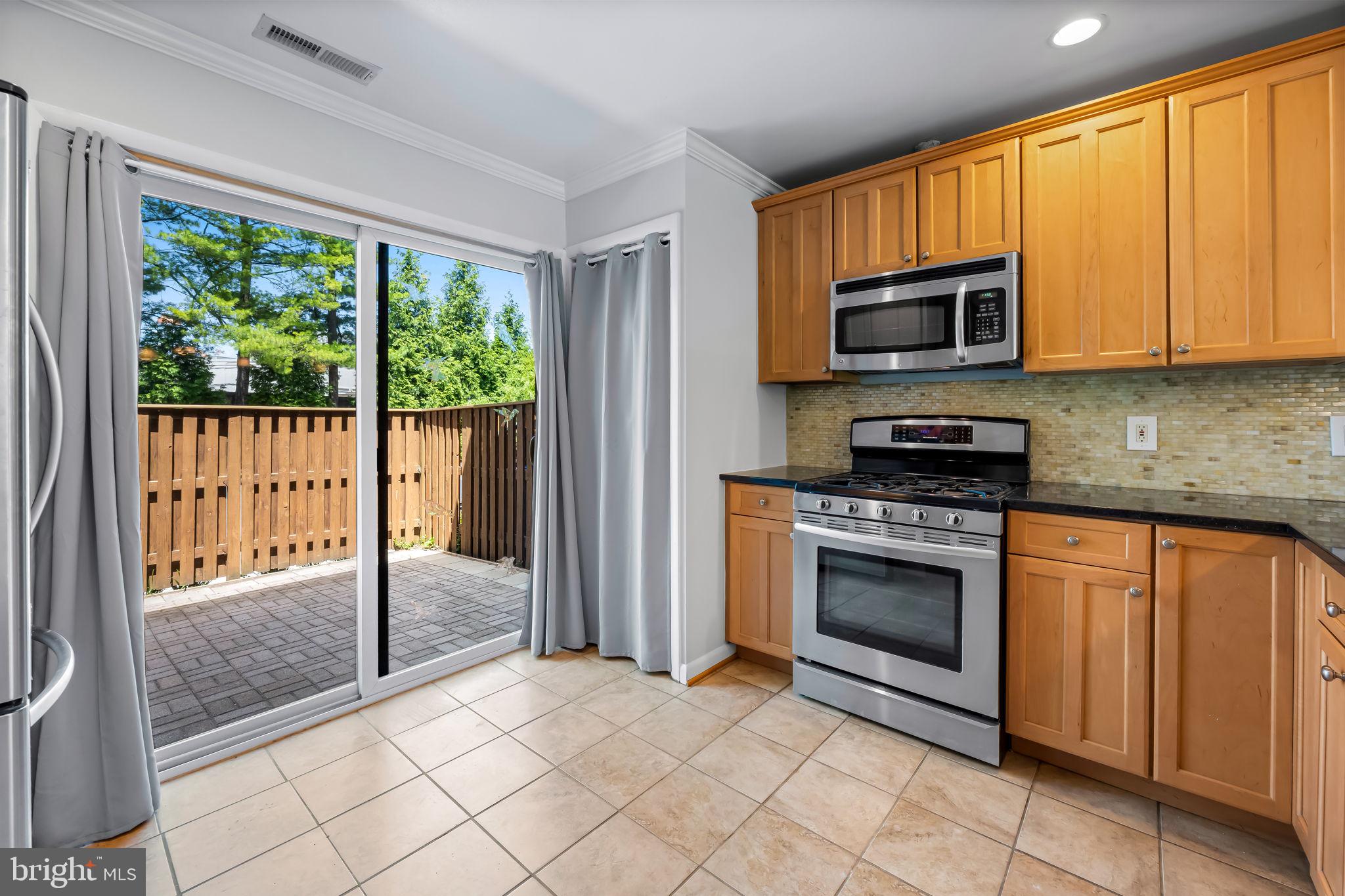 21 WATERBIRD COURT 21