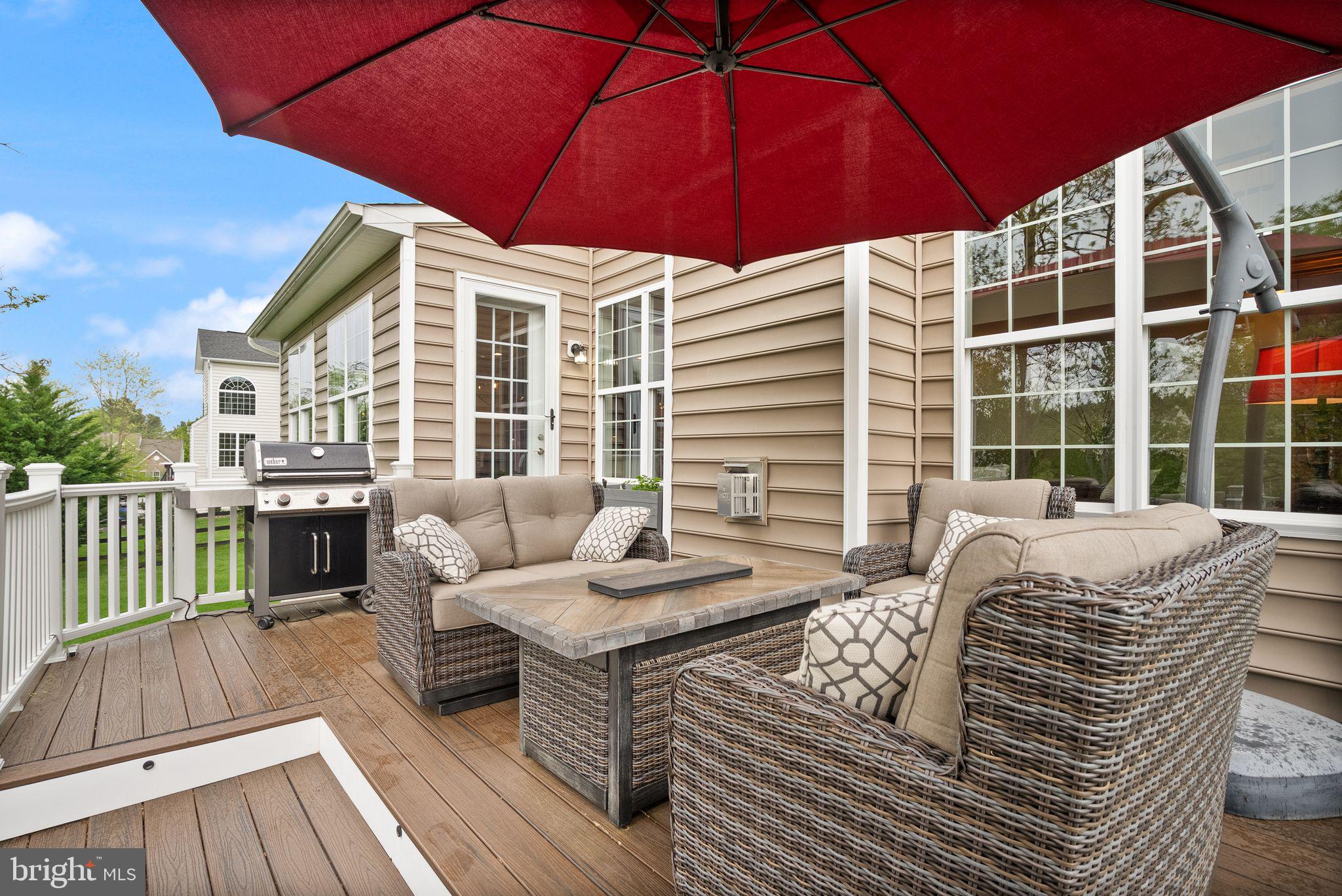LAKE RIDGE ESTATES - Residential