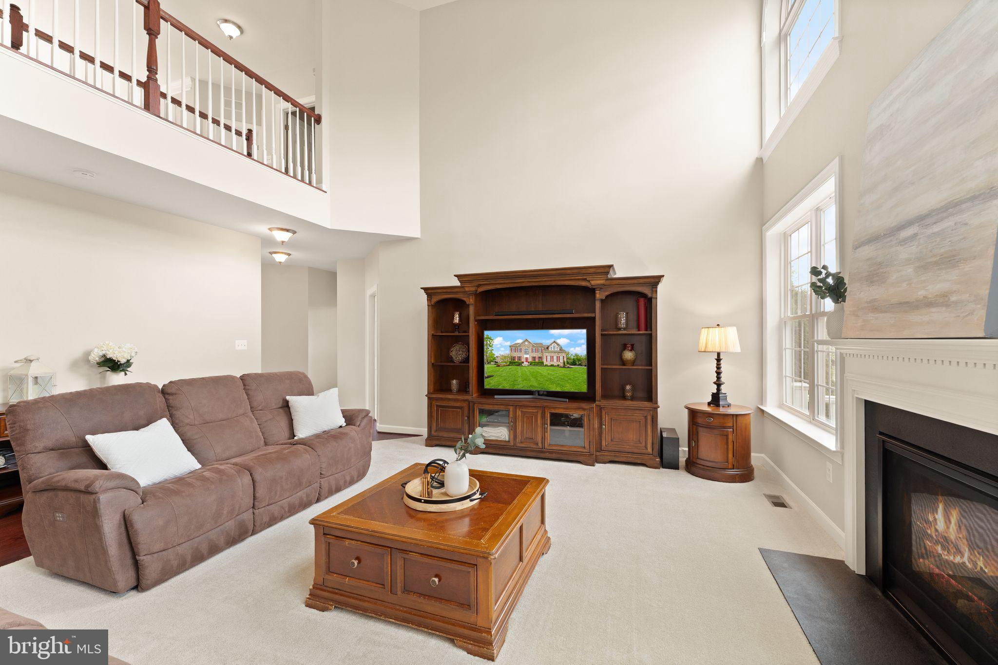 LAKE RIDGE ESTATES - Residential