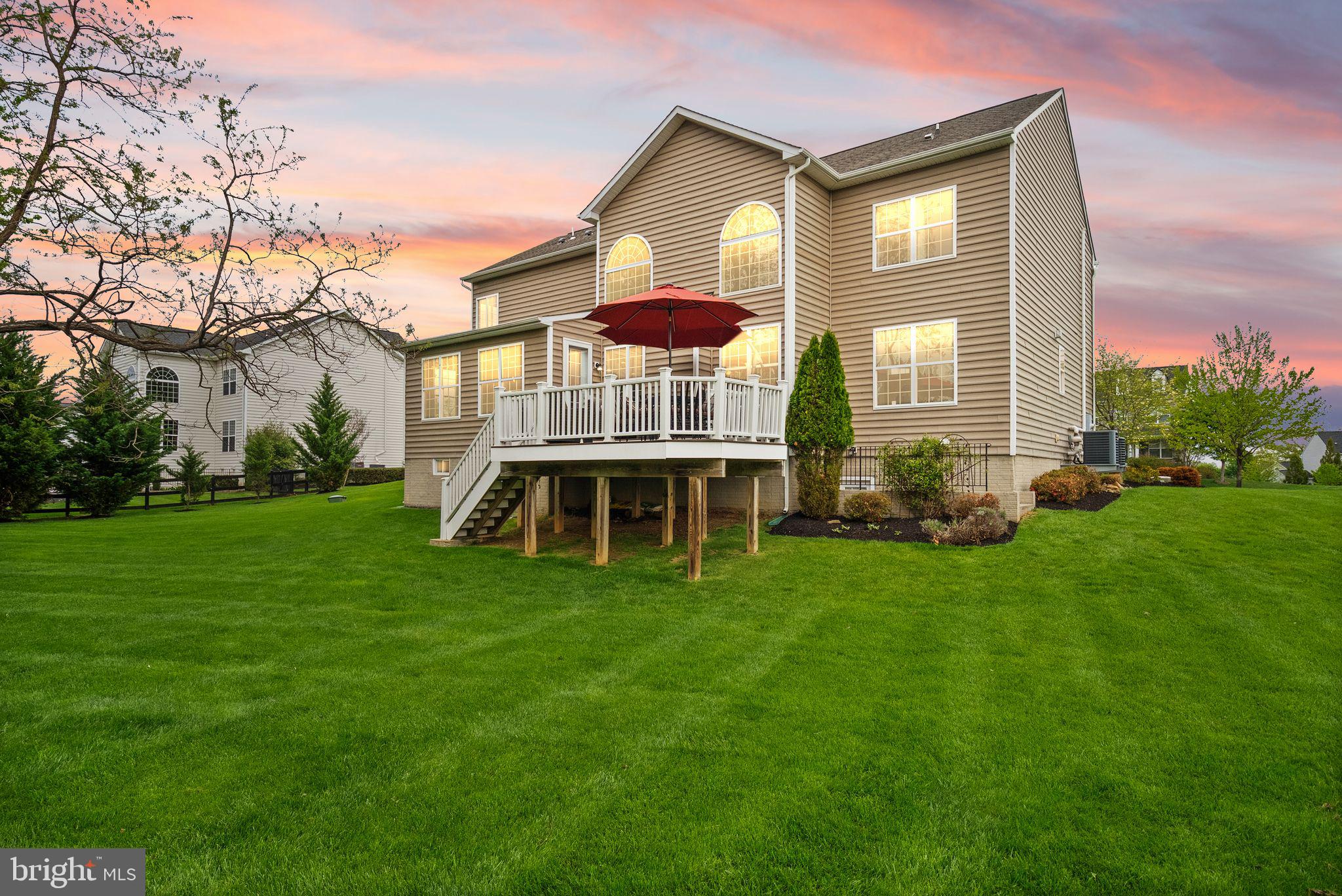 LAKE RIDGE ESTATES - Residential