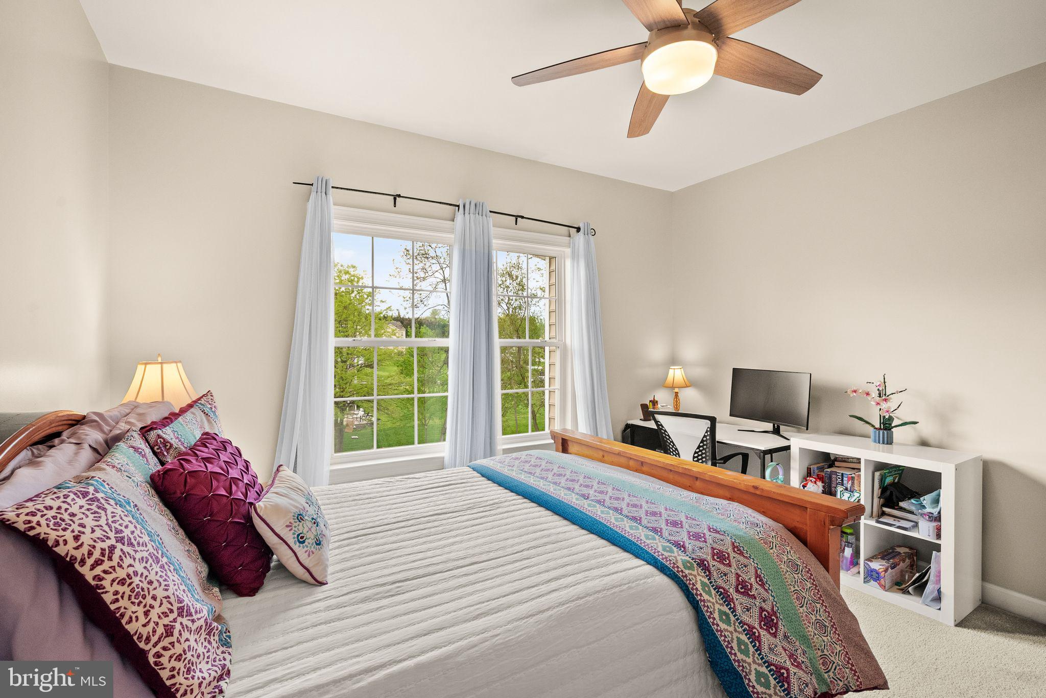LAKE RIDGE ESTATES - Residential