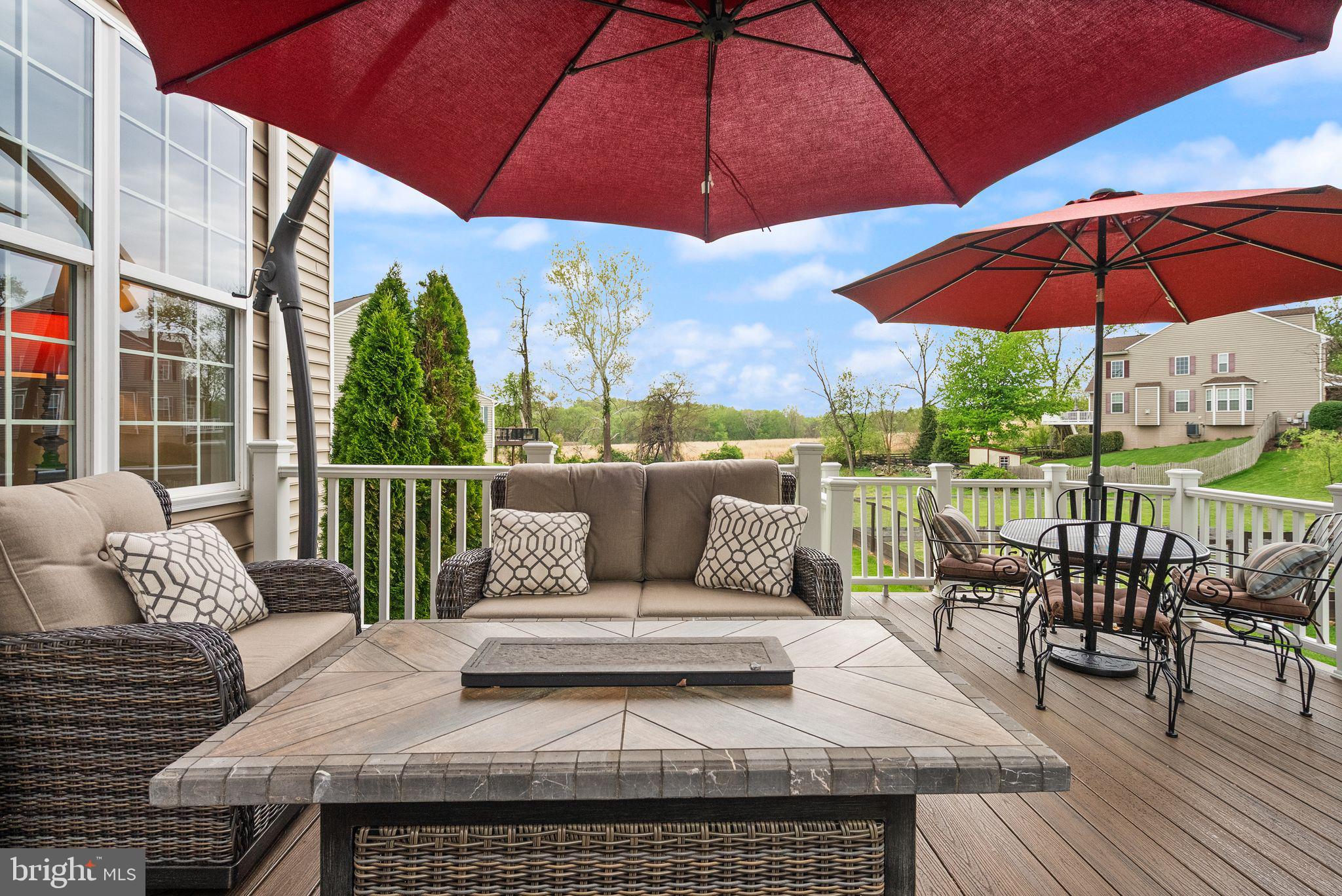 LAKE RIDGE ESTATES - Residential