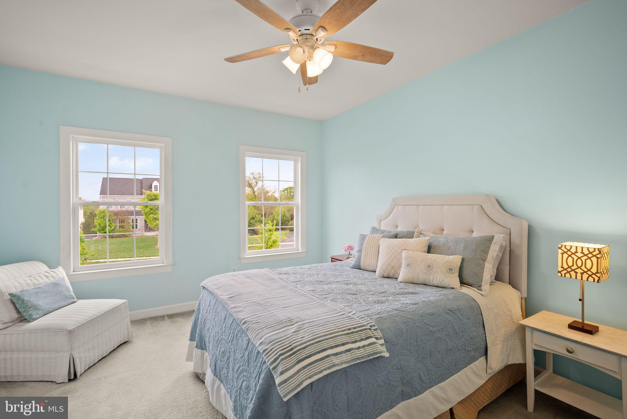 LAKE RIDGE ESTATES - Residential