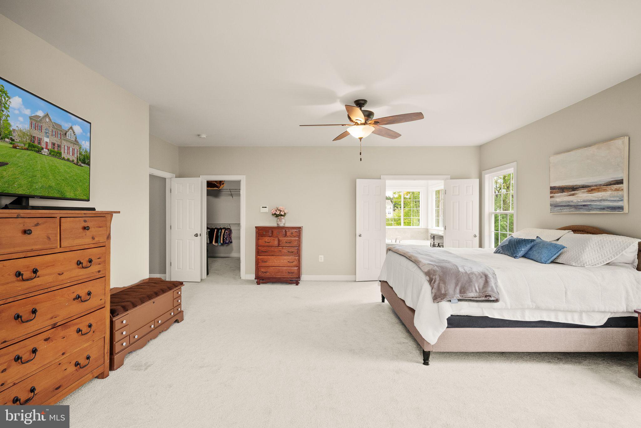 LAKE RIDGE ESTATES - Residential
