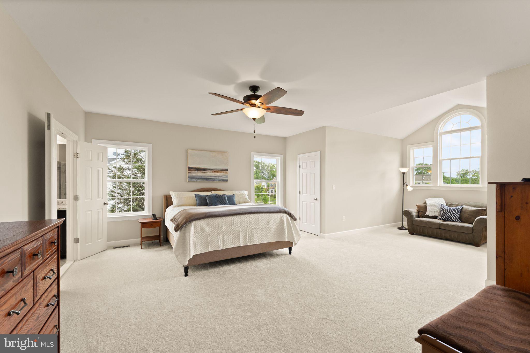 LAKE RIDGE ESTATES - Residential