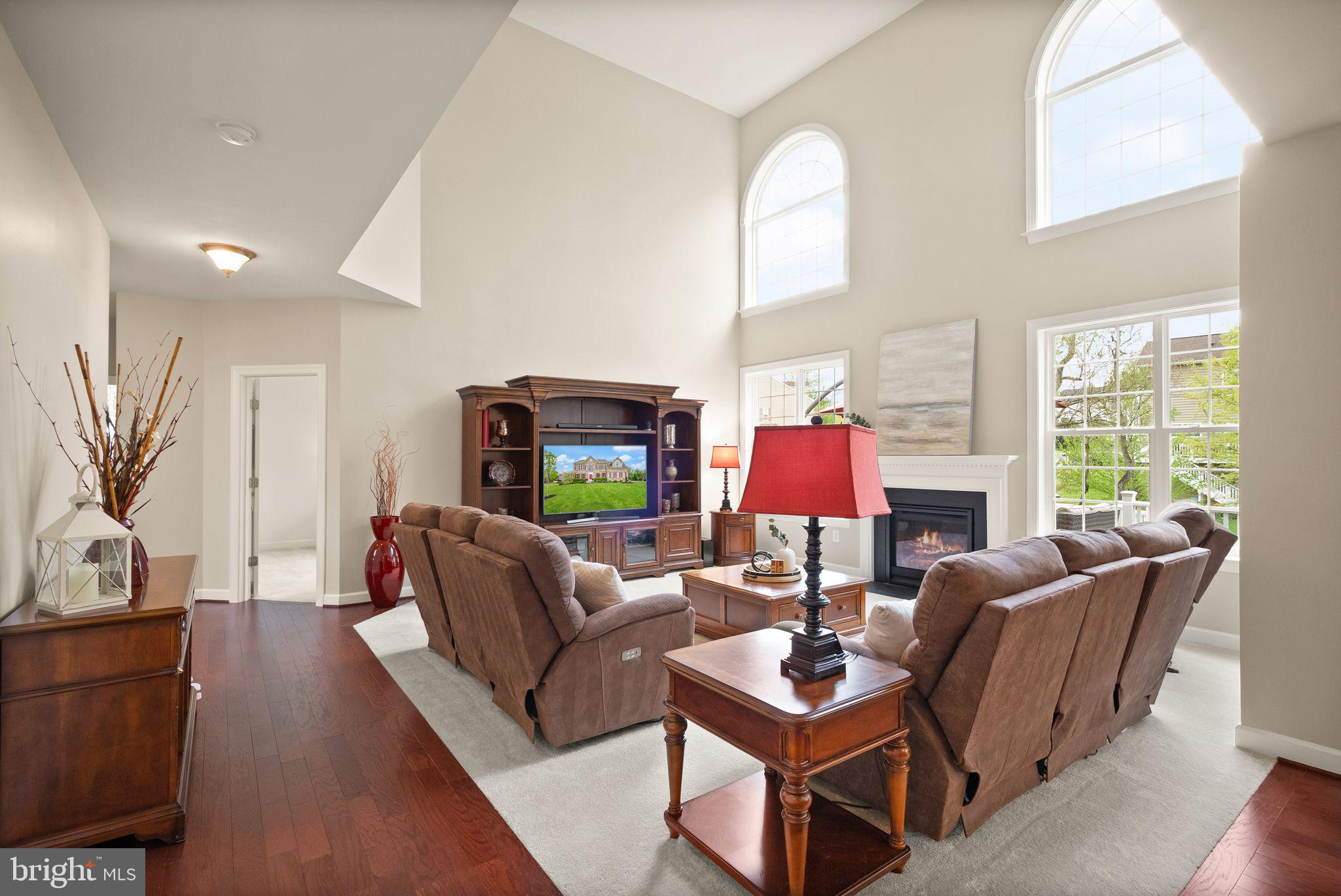 LAKE RIDGE ESTATES - Residential