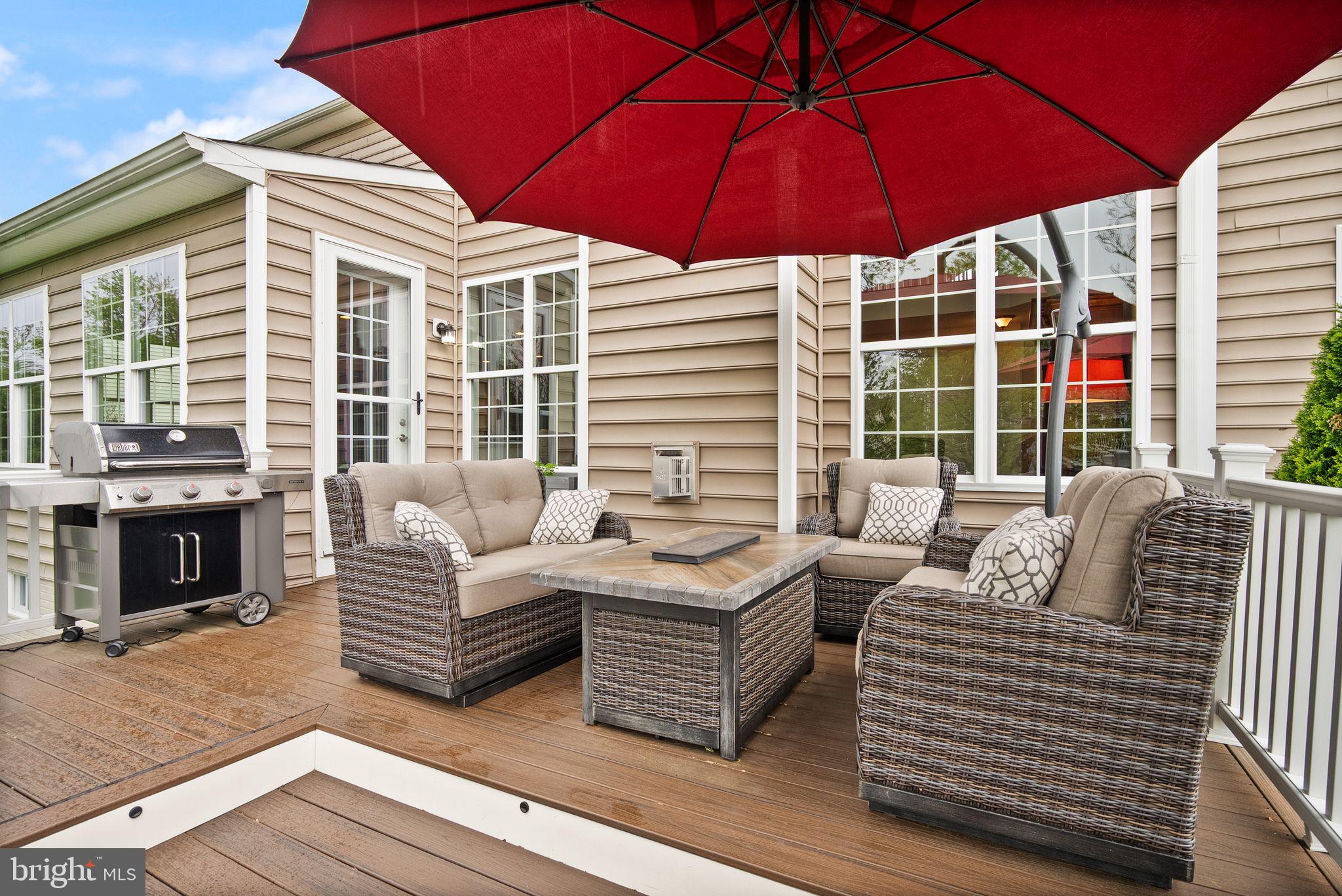 LAKE RIDGE ESTATES - Residential