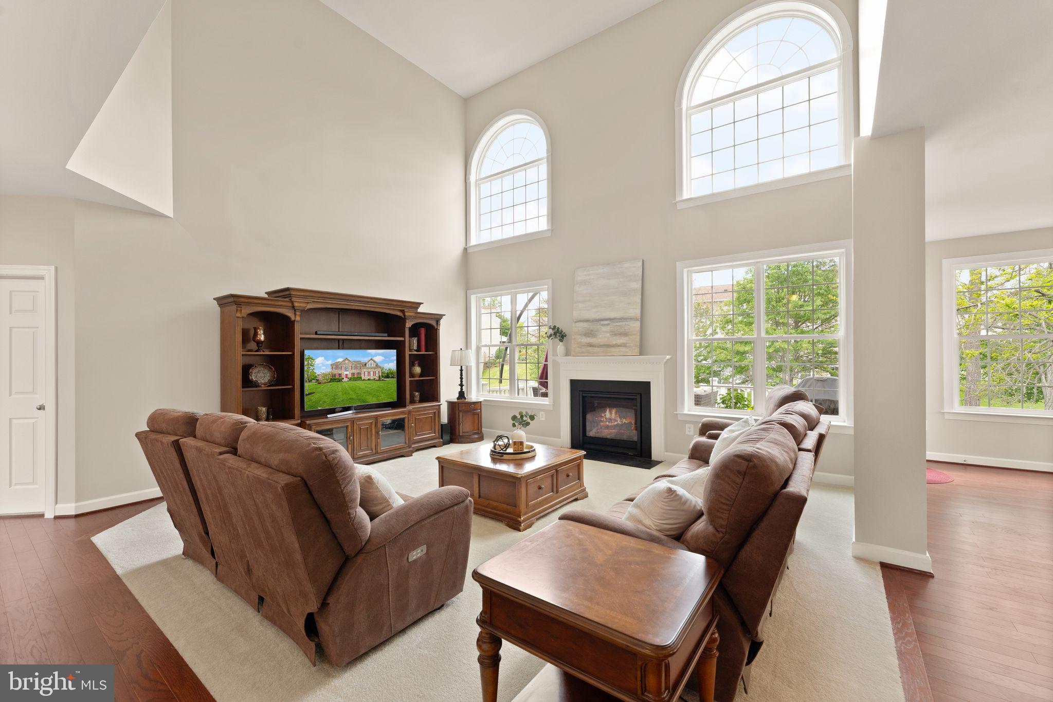 LAKE RIDGE ESTATES - Residential