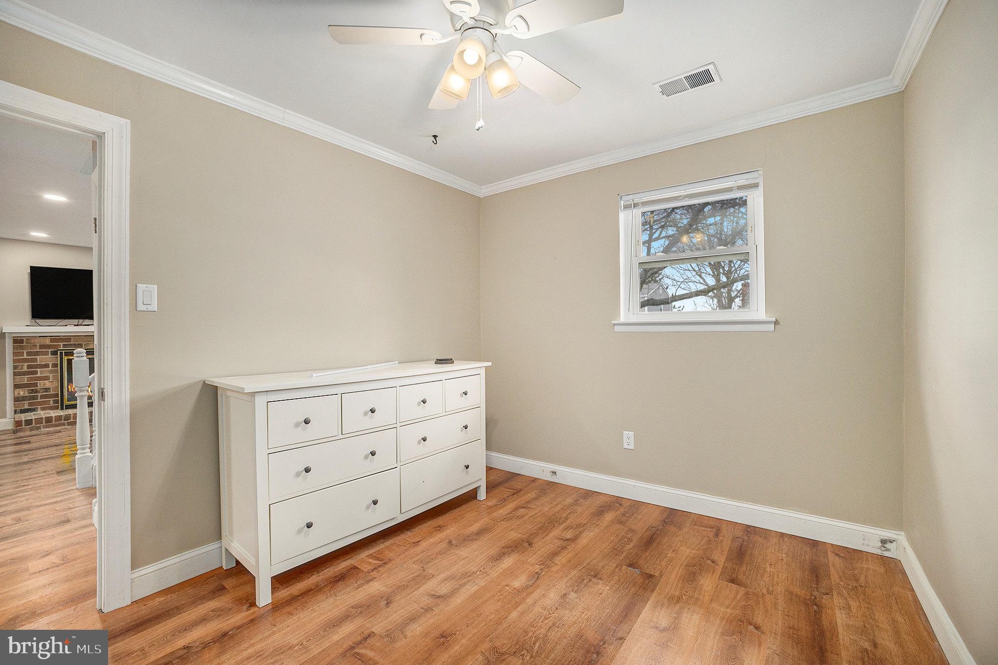 CHAPEL HILL MANOR - Residential