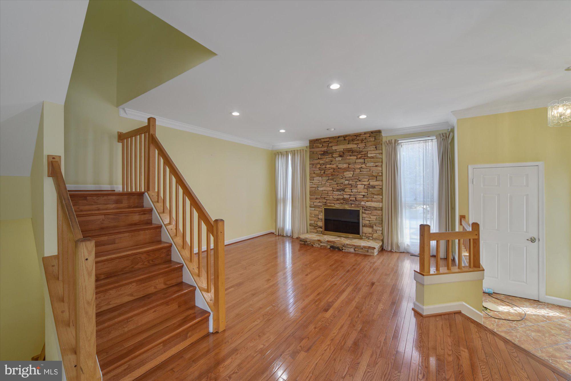 14 CHASEMOUNT COURT
