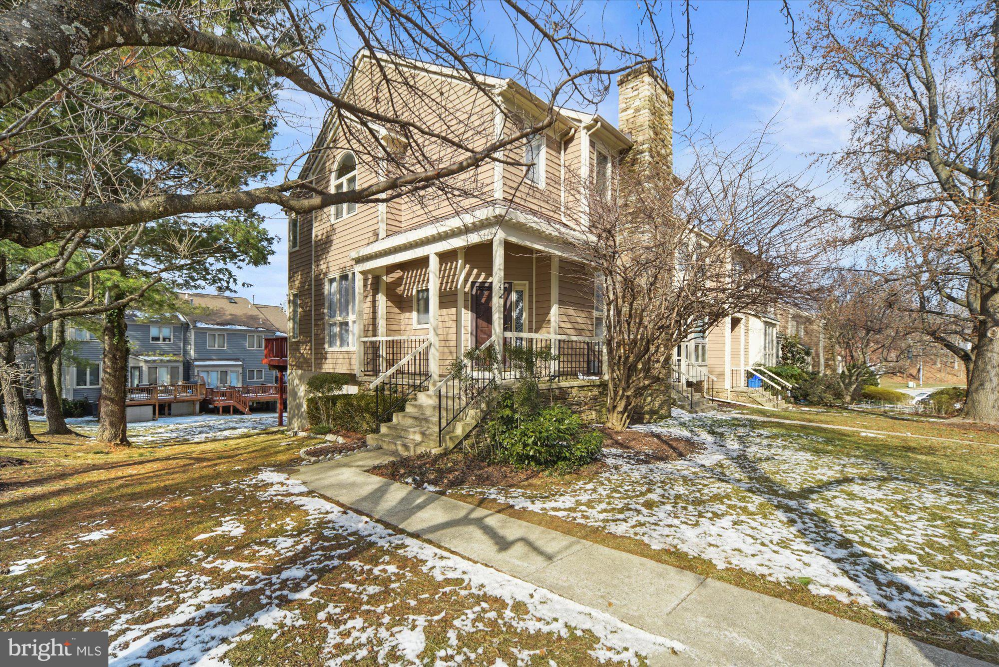 14 CHASEMOUNT COURT