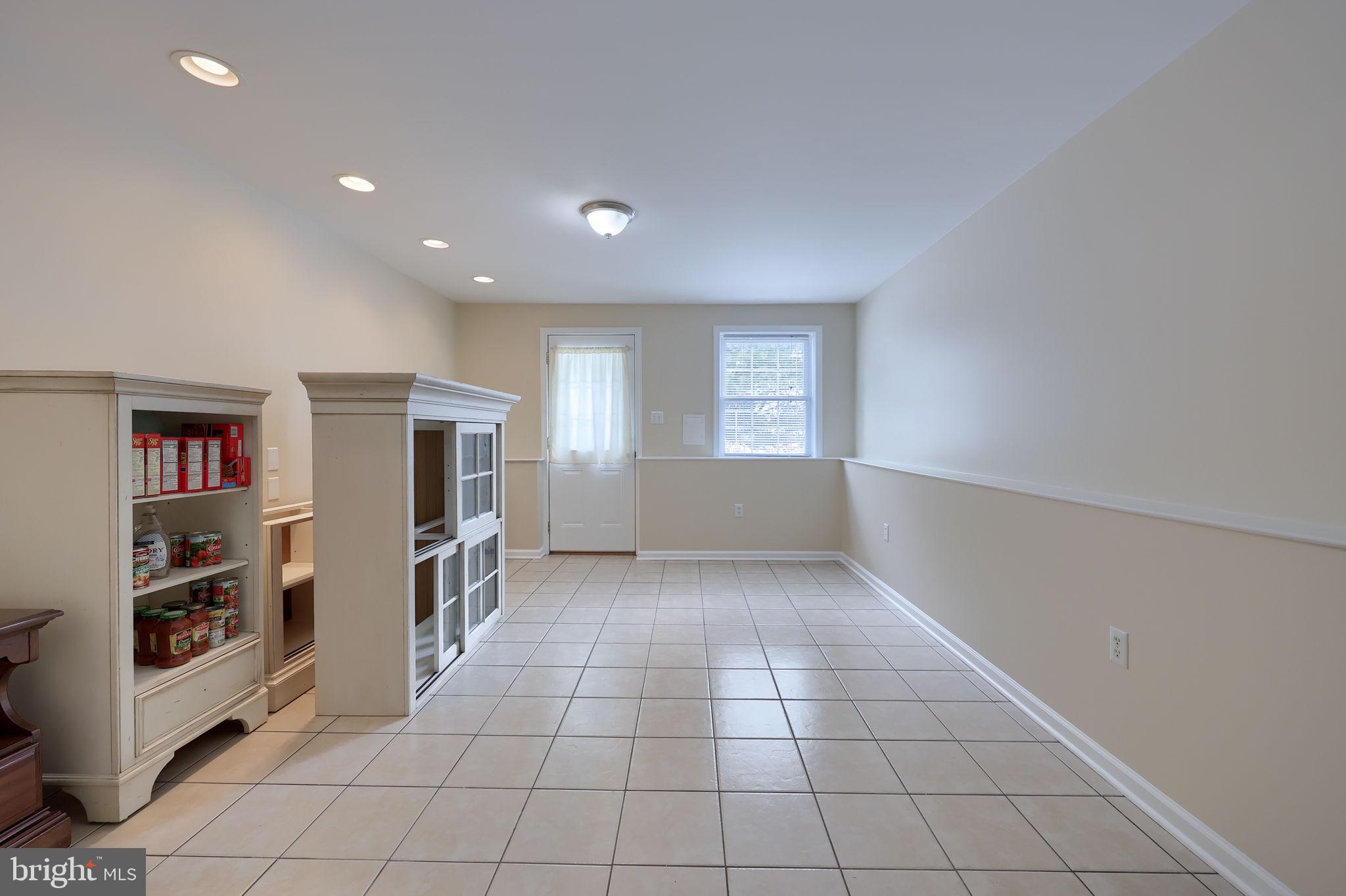 STAFFORDSHIRE - Residential