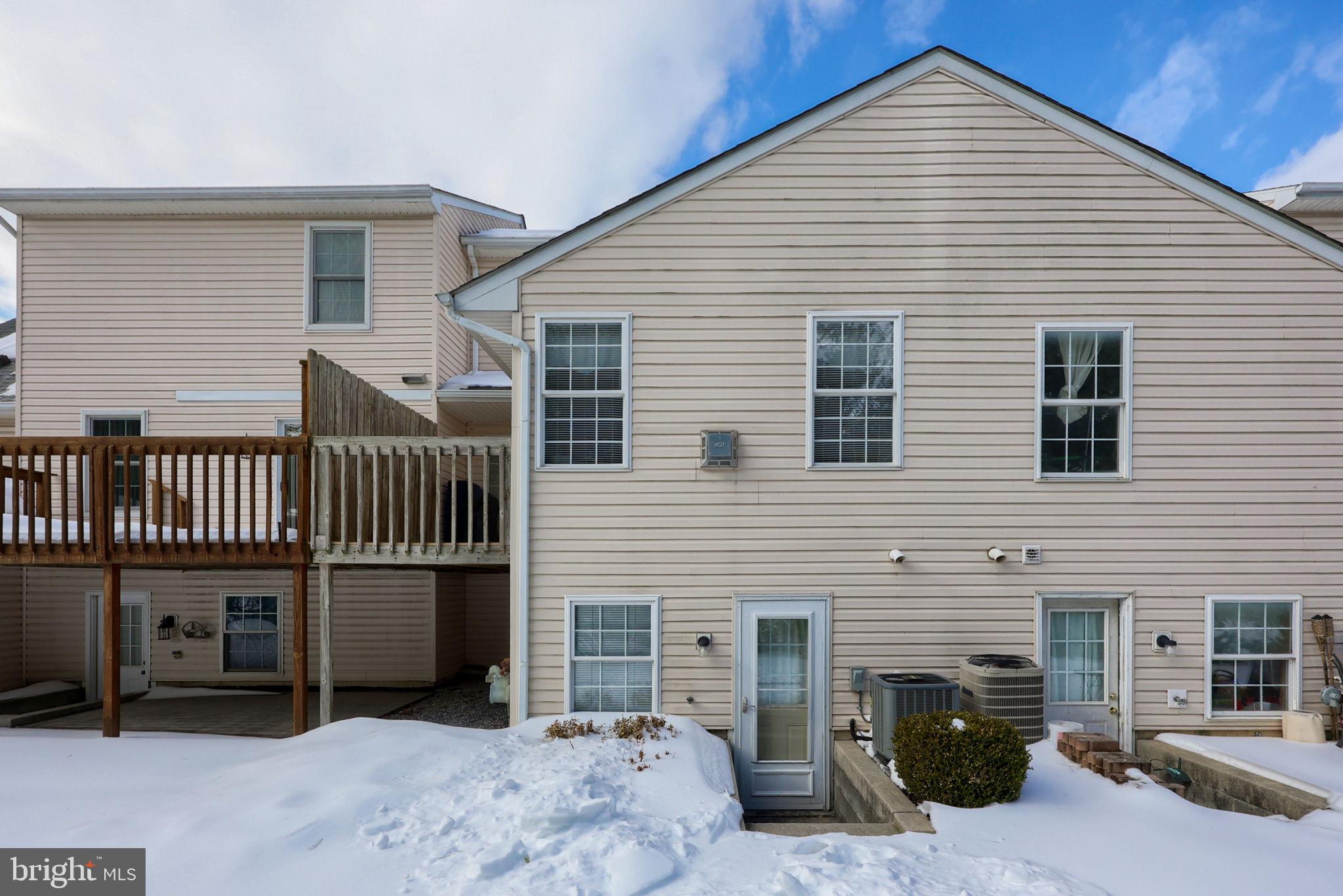 STAFFORDSHIRE - Residential