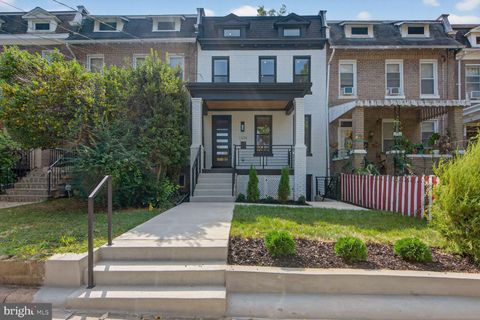 1334 LONGFELLOW STREET NW WASHINGTON DC 20011