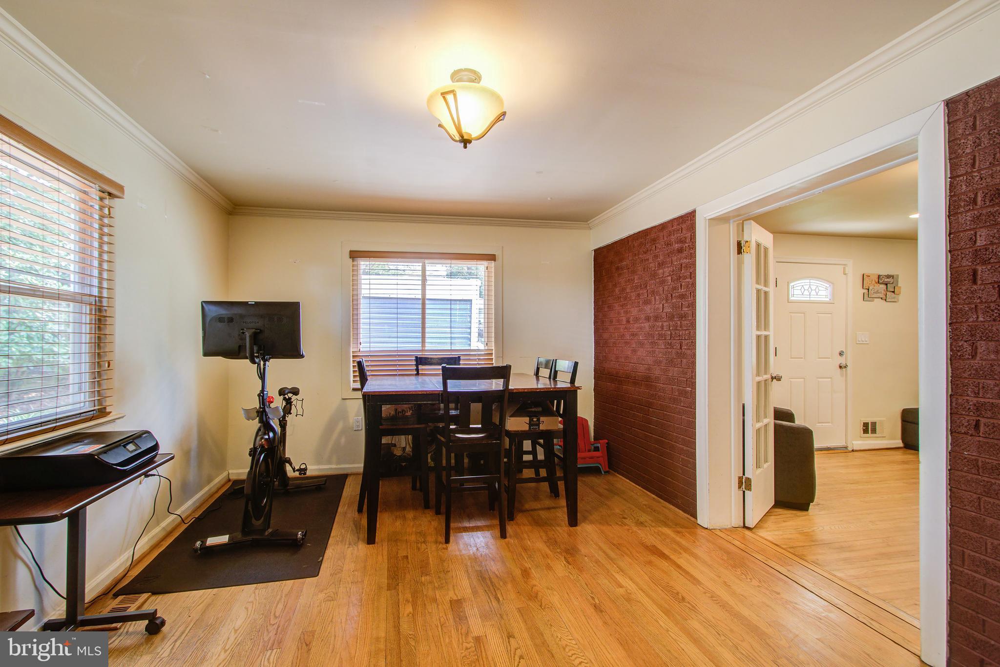 LIVINGSTON PARK - Residential