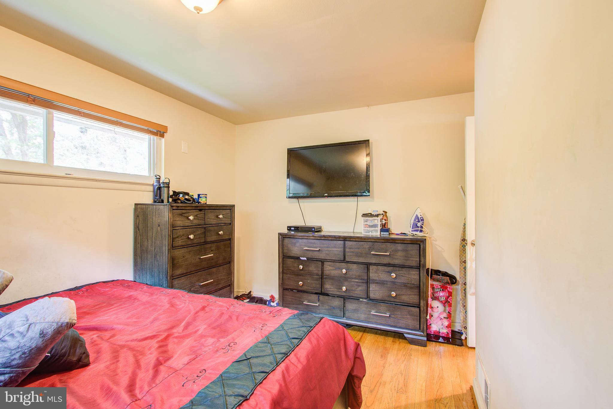 LIVINGSTON PARK - Residential