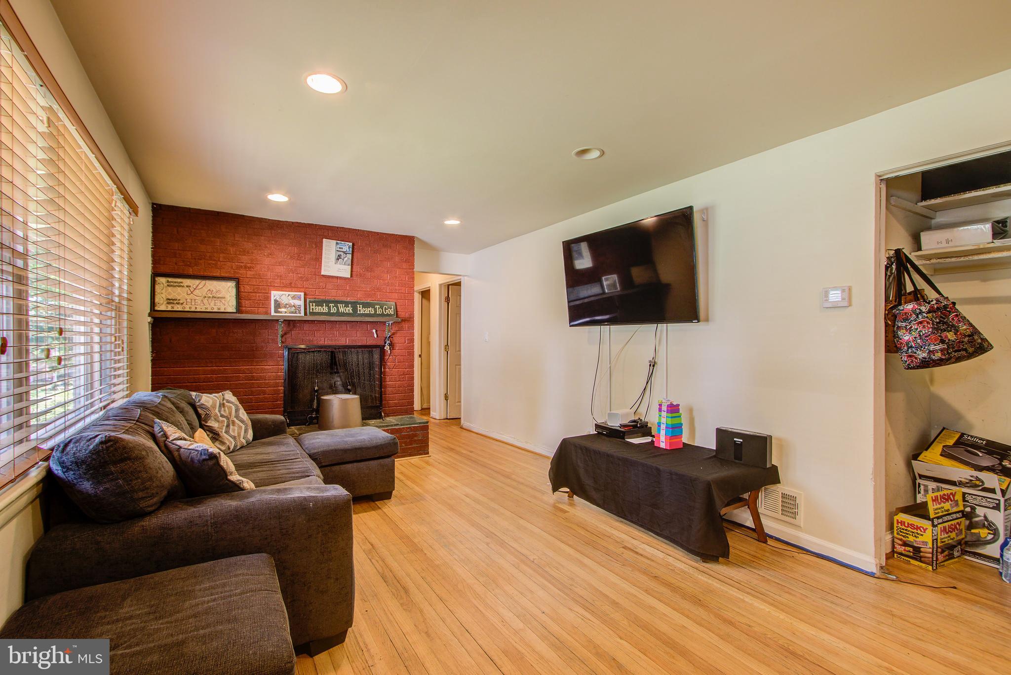 LIVINGSTON PARK - Residential