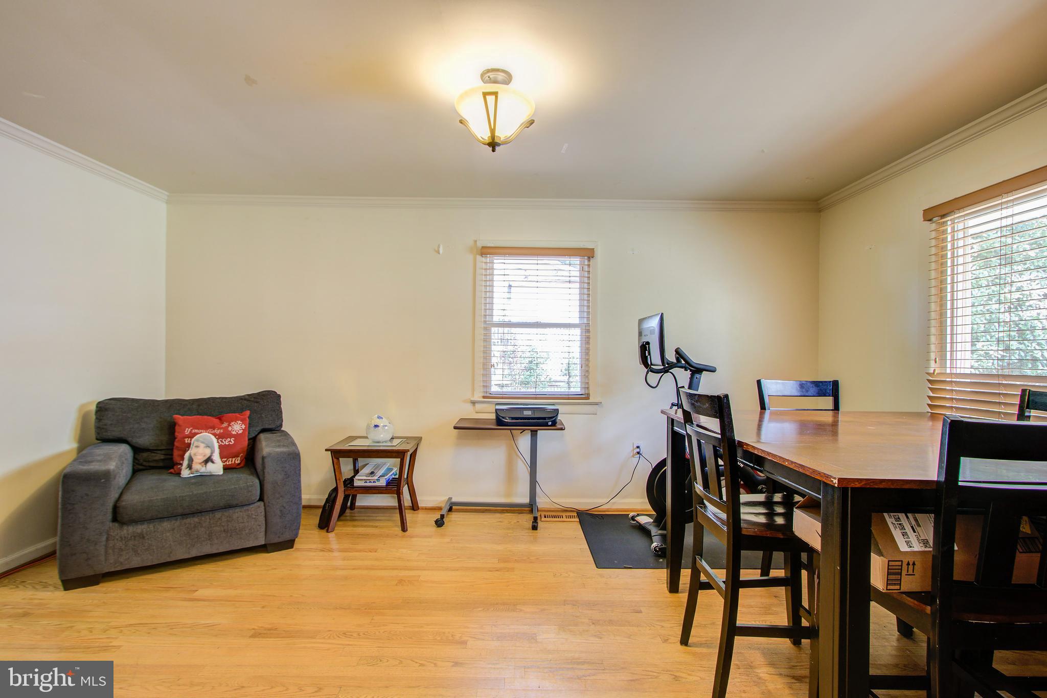 LIVINGSTON PARK - Residential