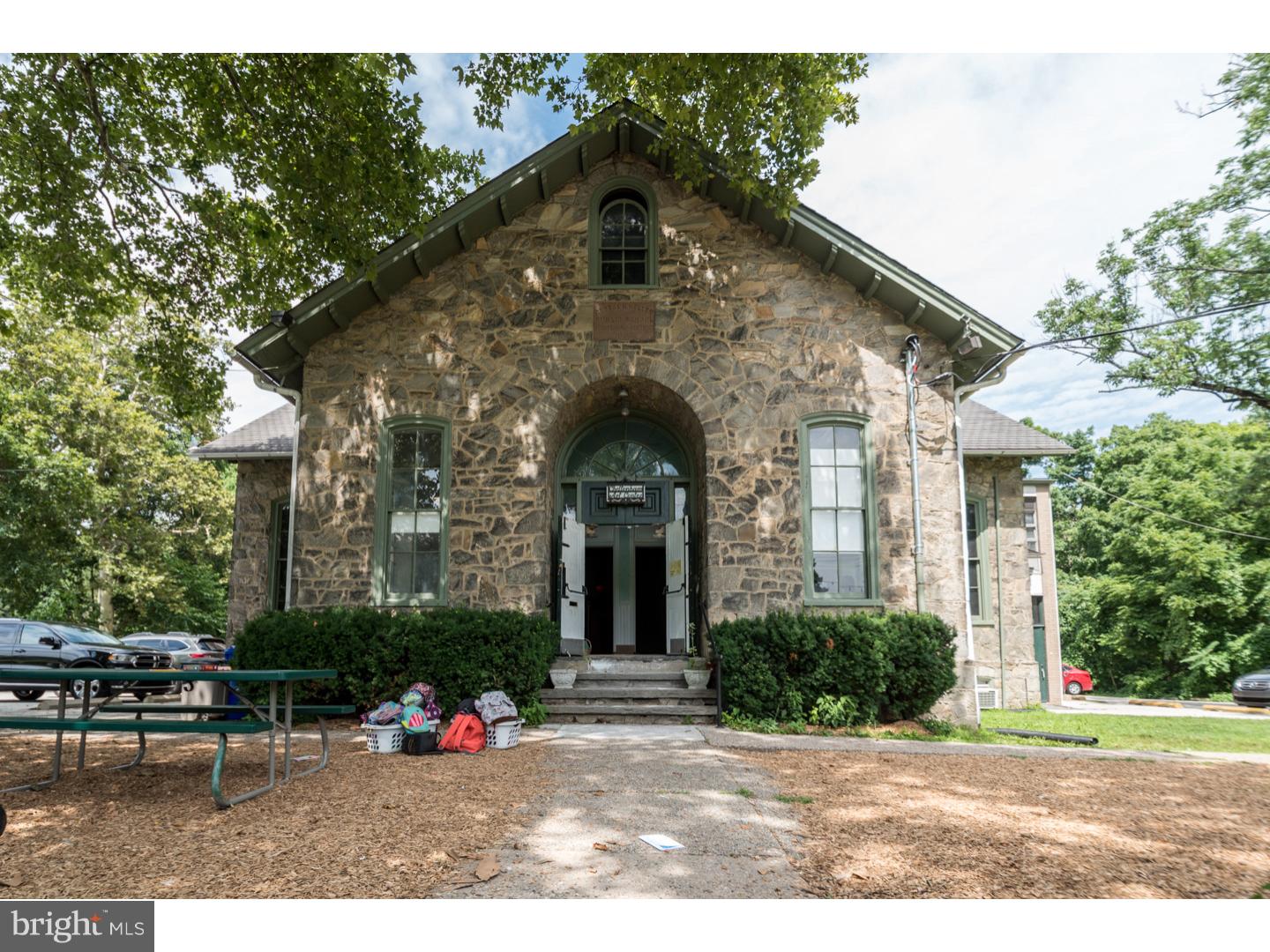 CHELTENHAM - Residential