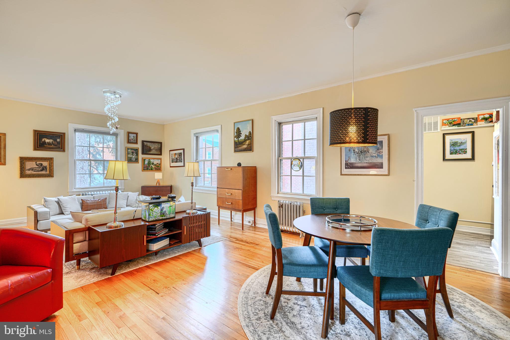 ROLAND PARK - Residential