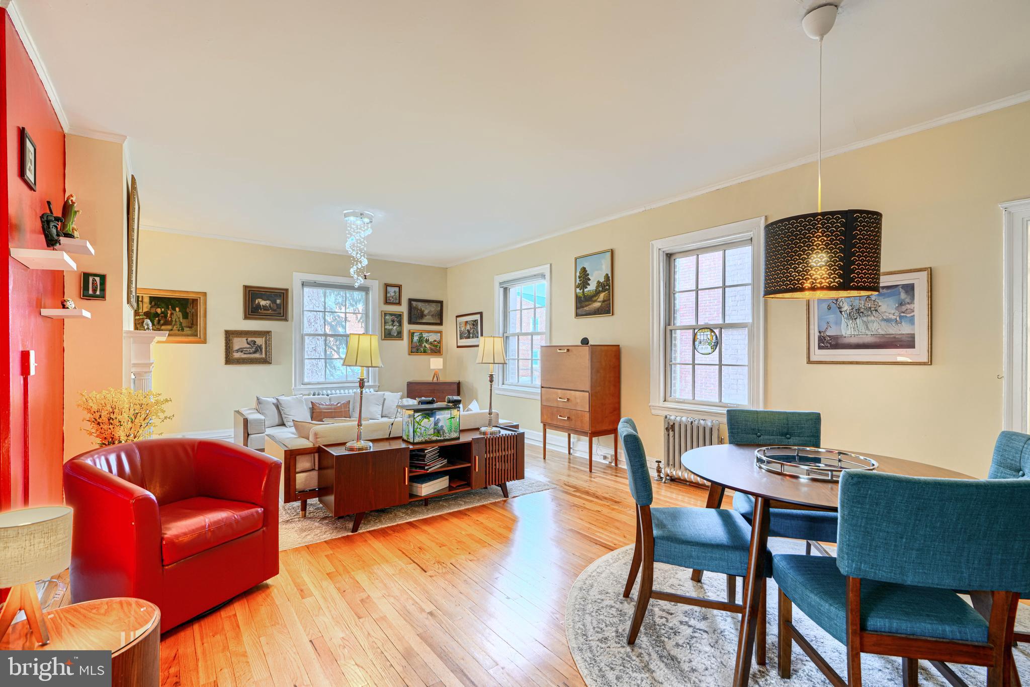 ROLAND PARK - Residential