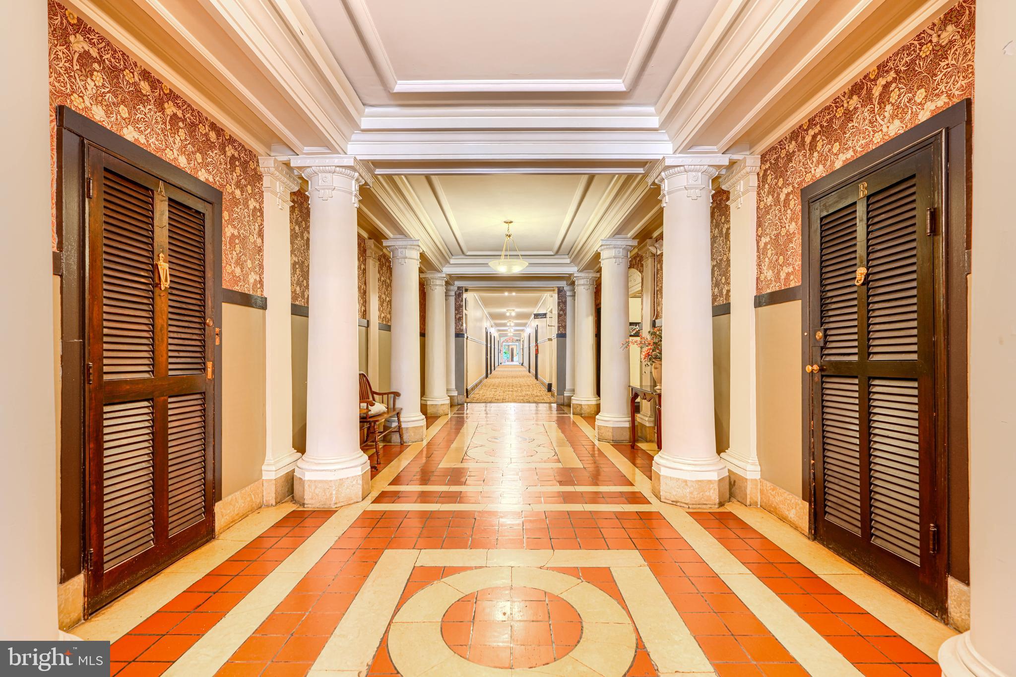 ROLAND PARK - Residential