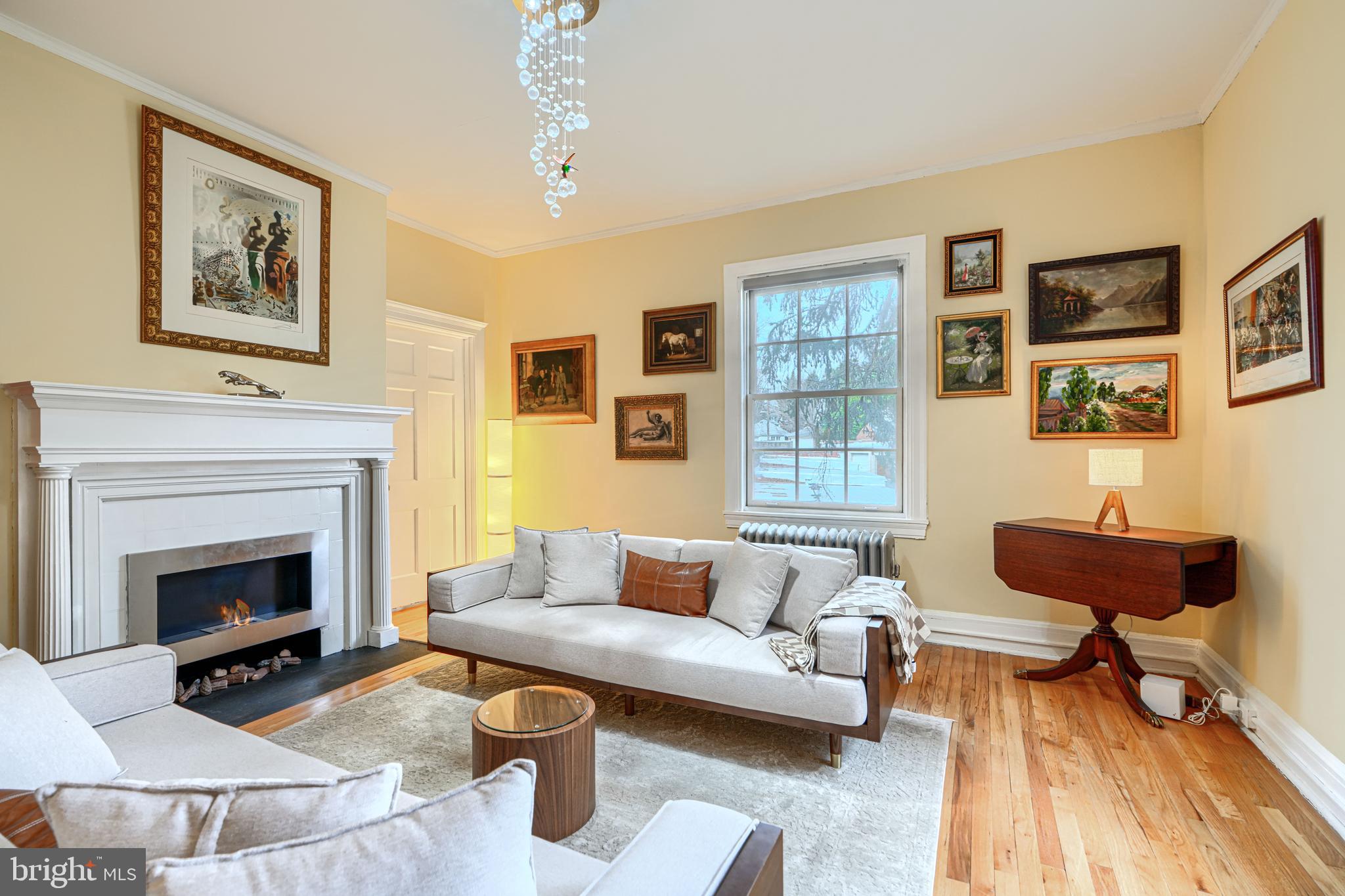 ROLAND PARK - Residential