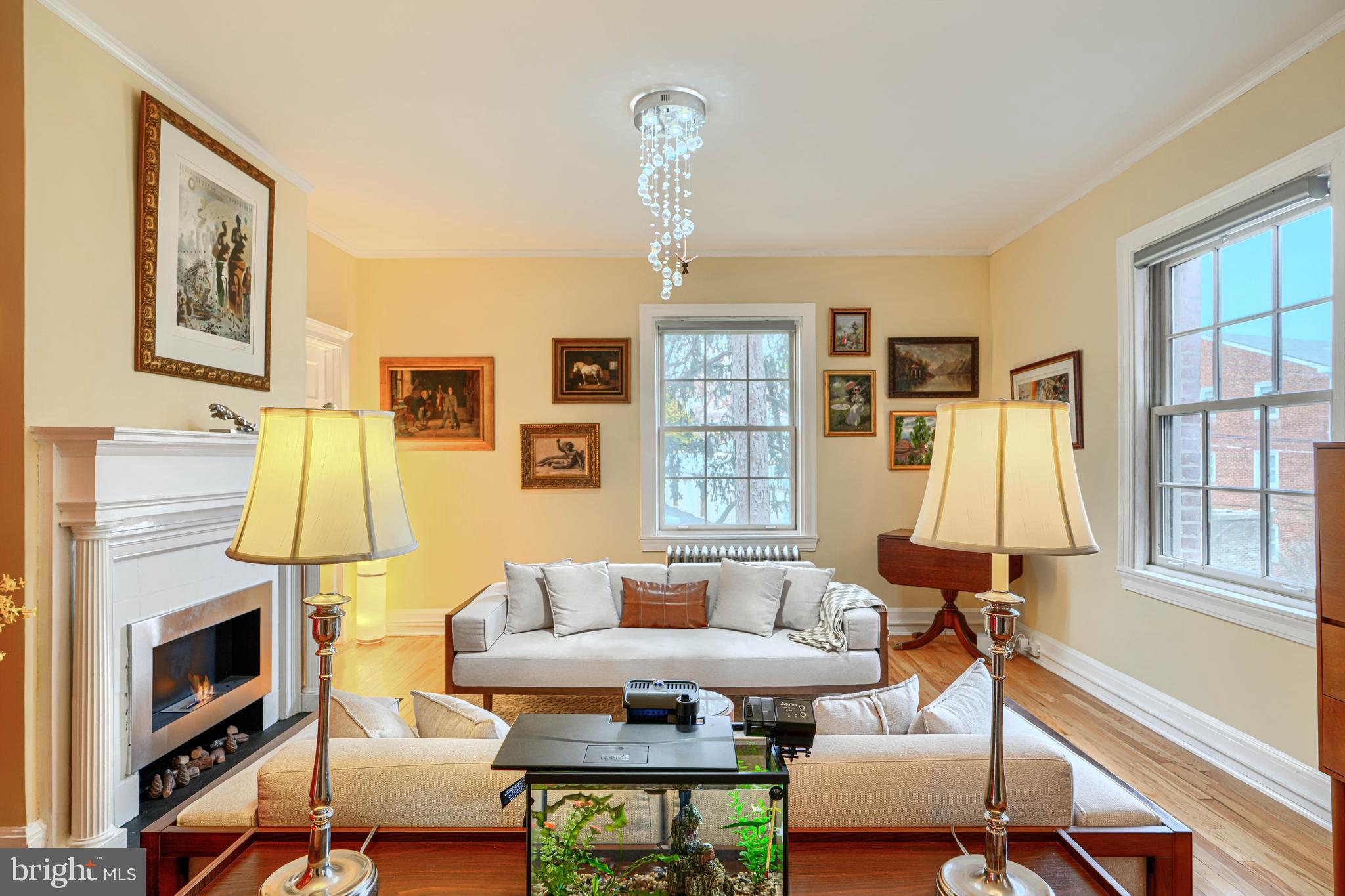 ROLAND PARK - Residential