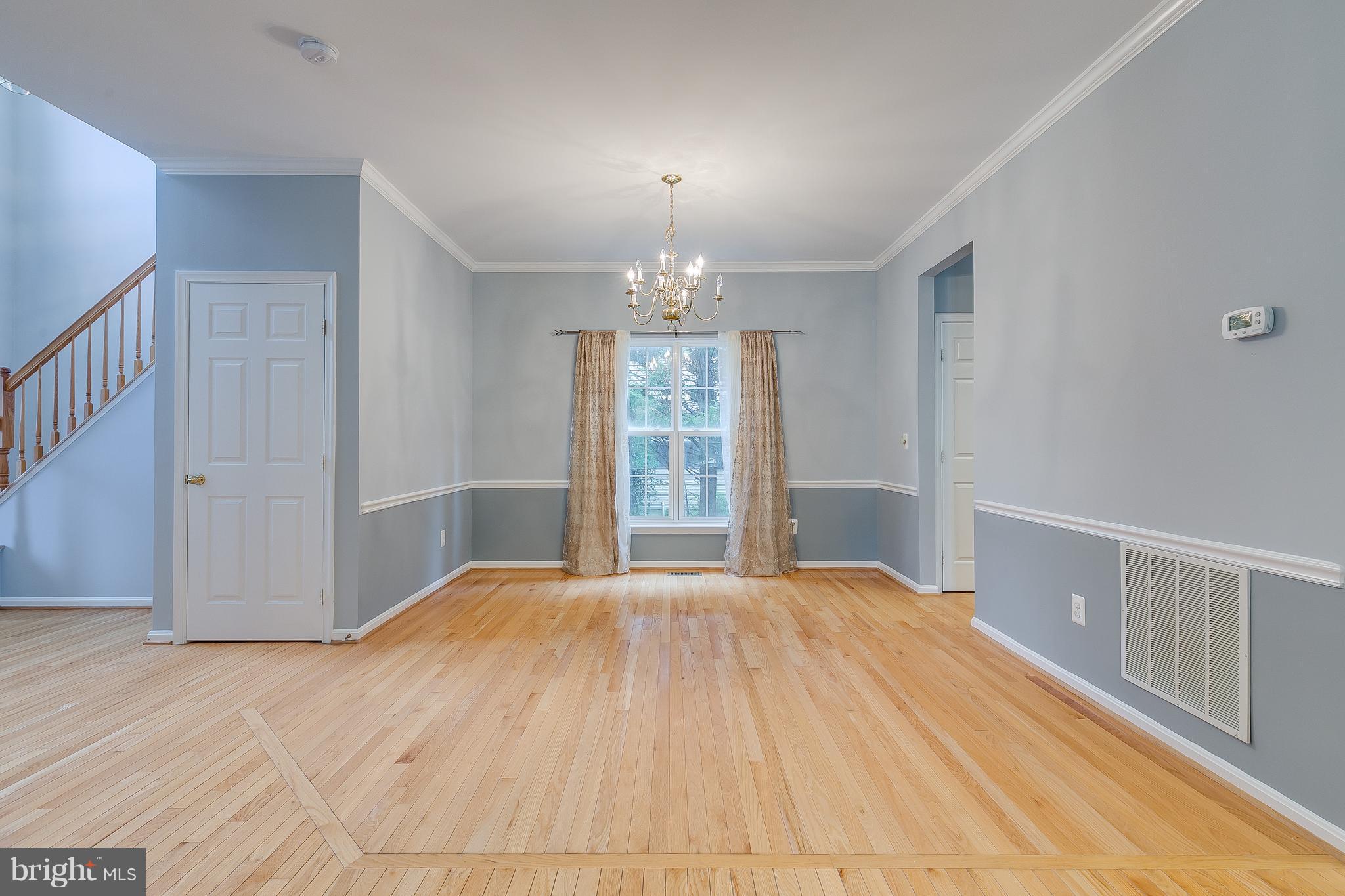 SIGNATURE AT BROADLANDS - Residential Lease