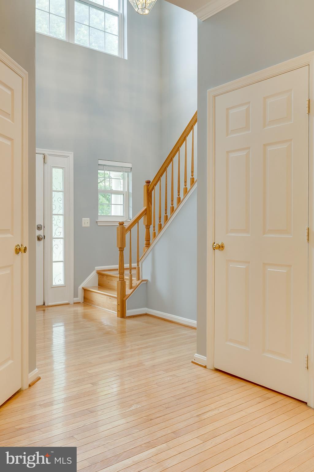 SIGNATURE AT BROADLANDS - Residential Lease