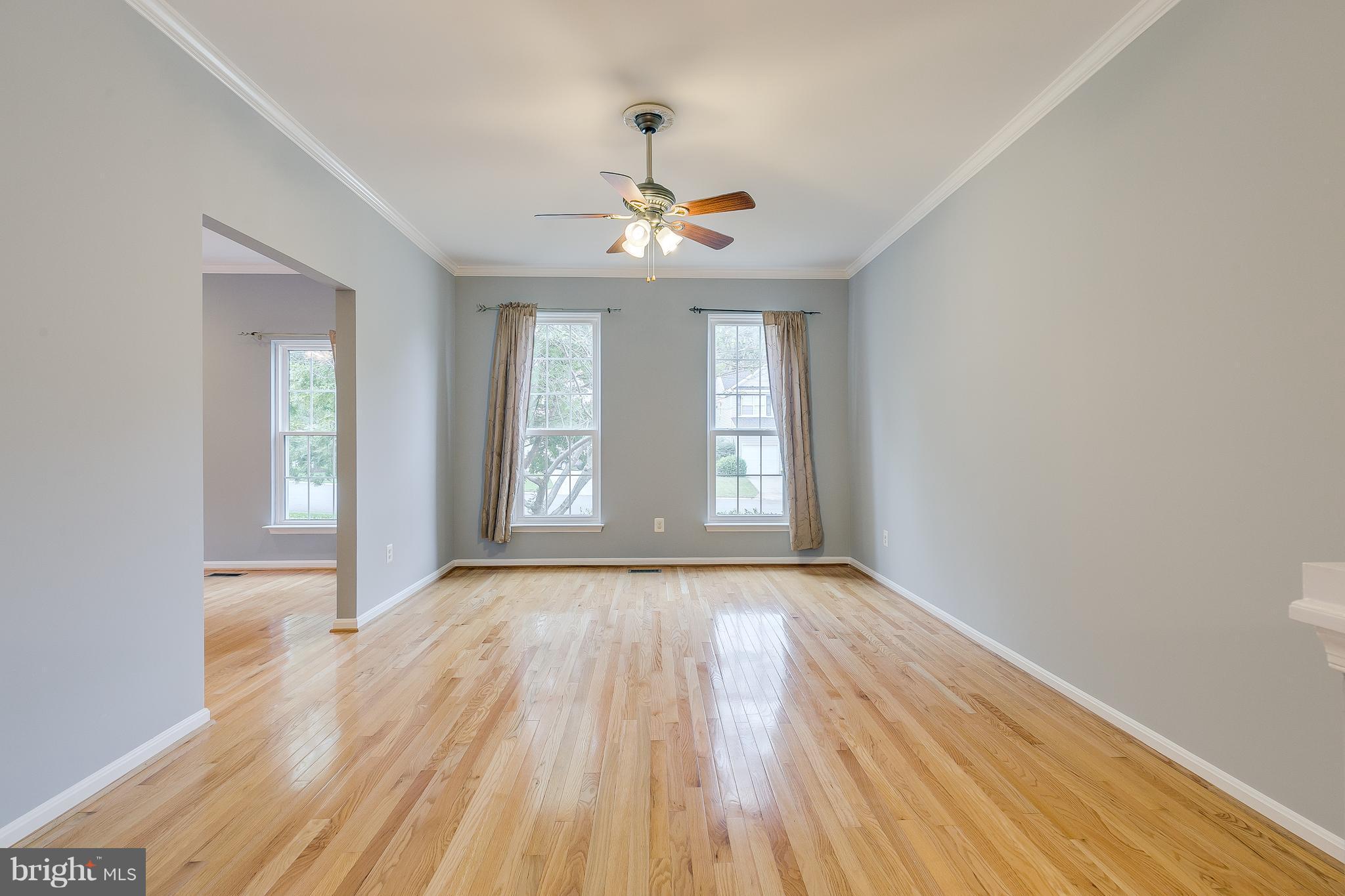 SIGNATURE AT BROADLANDS - Residential Lease