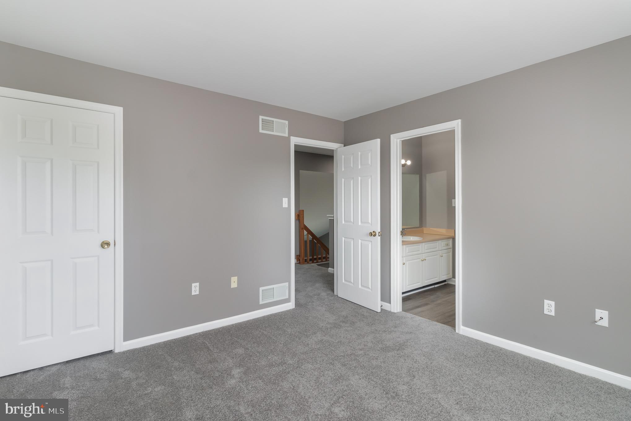 TOWNES AT SPRINGFORD - Residential