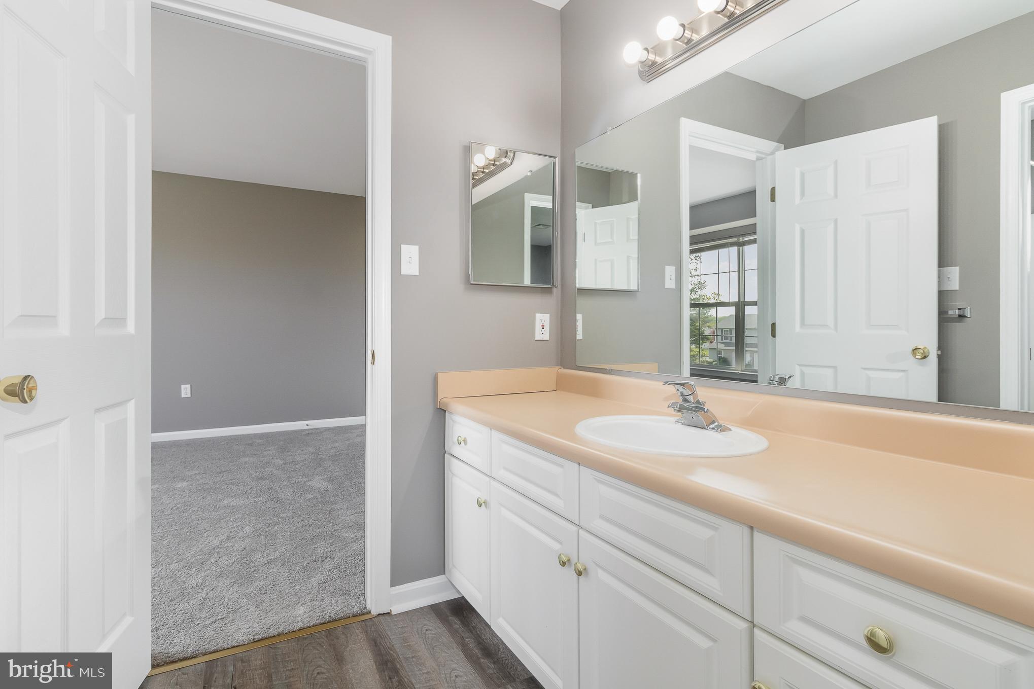 TOWNES AT SPRINGFORD - Residential