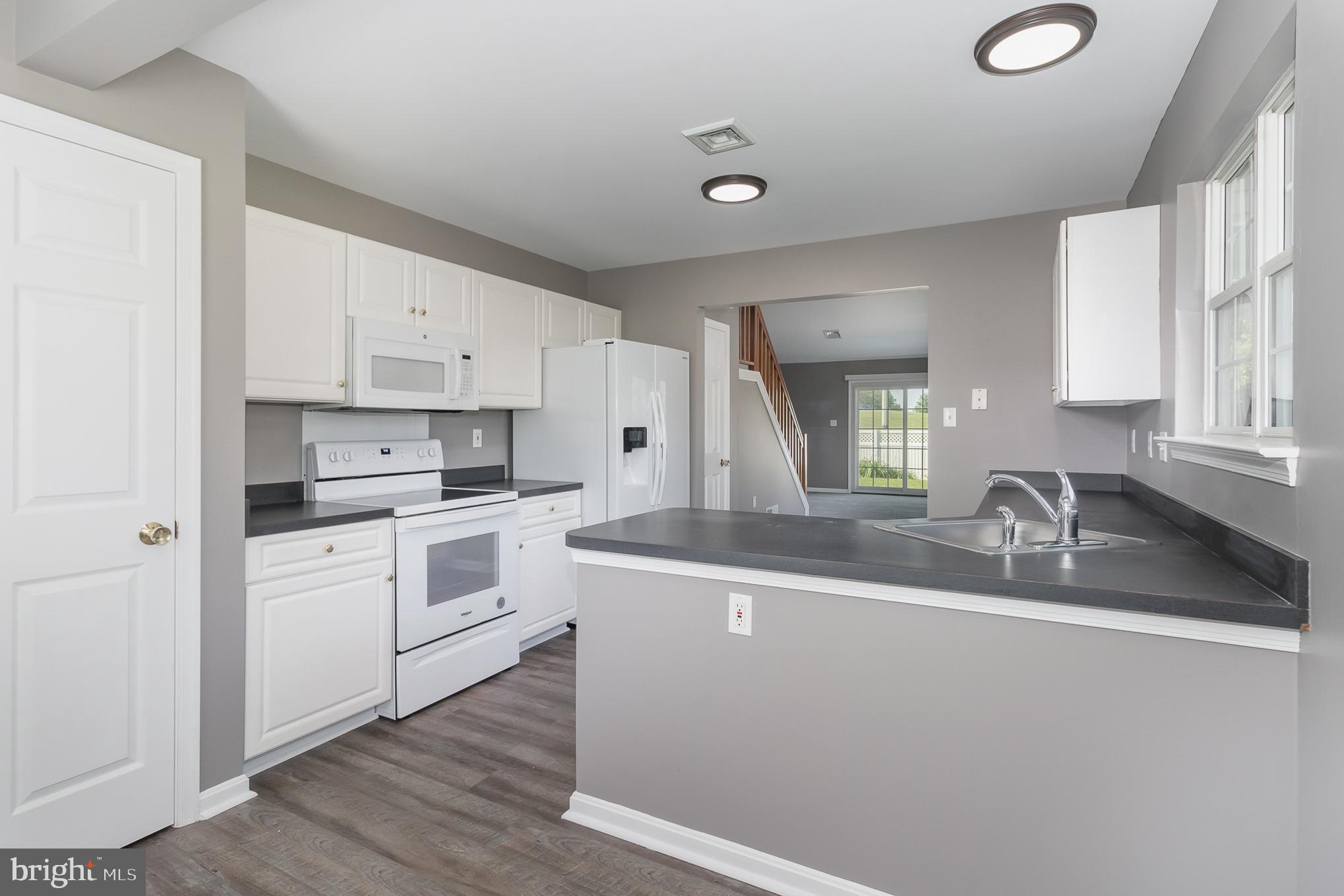 TOWNES AT SPRINGFORD - Residential