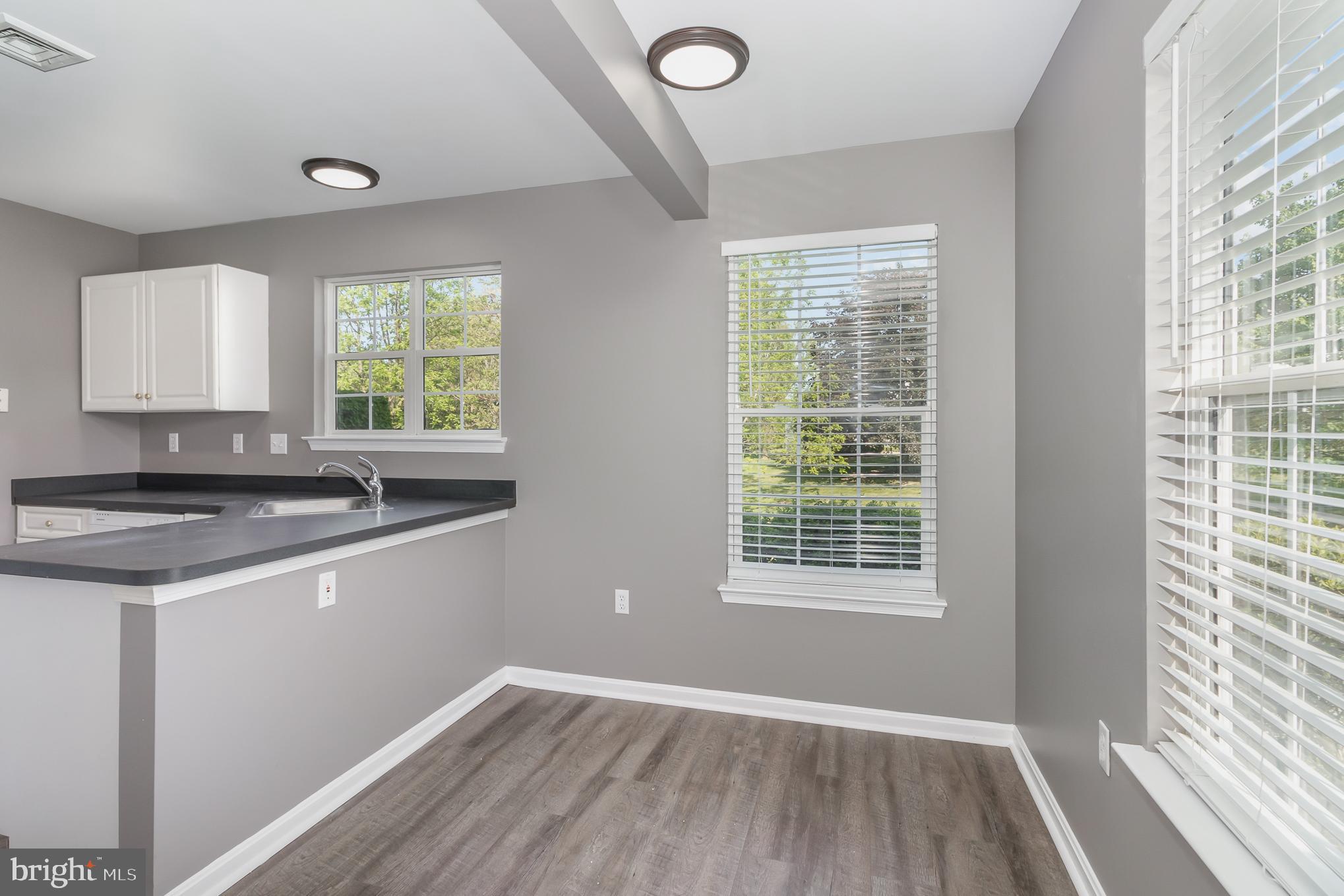 TOWNES AT SPRINGFORD - Residential