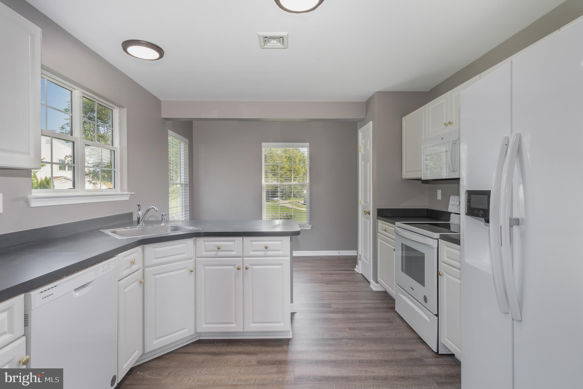 TOWNES AT SPRINGFORD - Residential