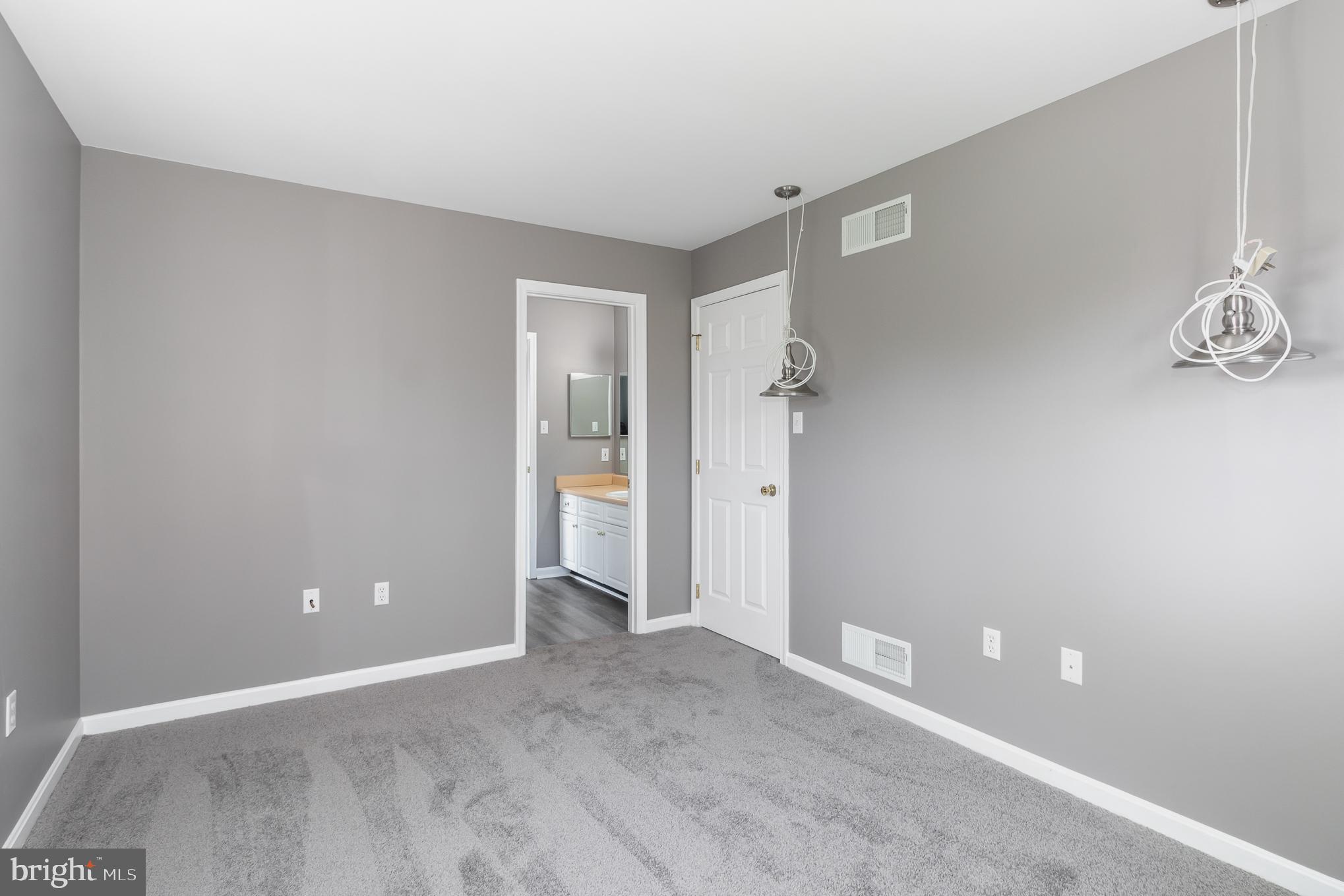 TOWNES AT SPRINGFORD - Residential