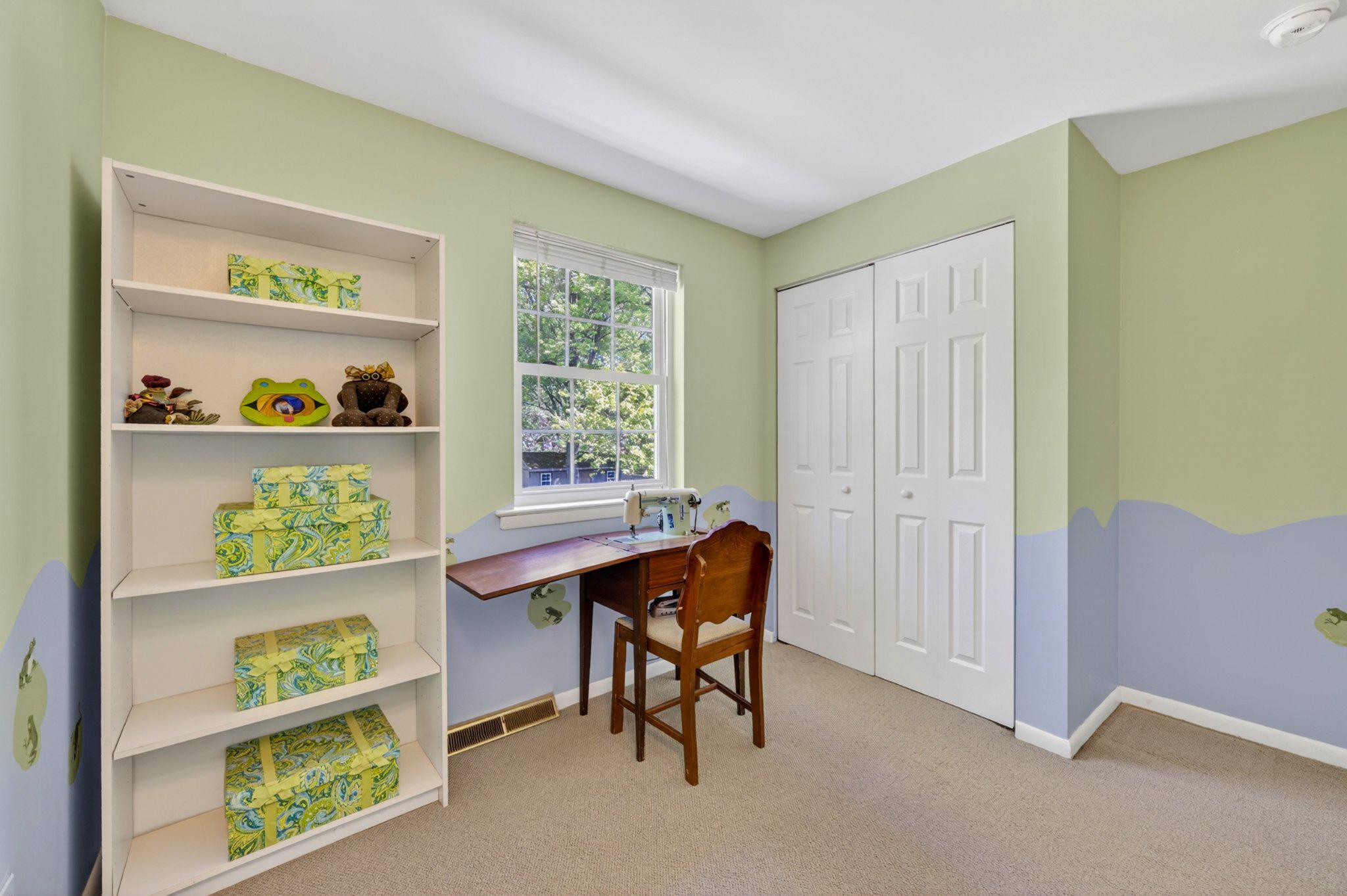 OAK WOOD EAST - Residential