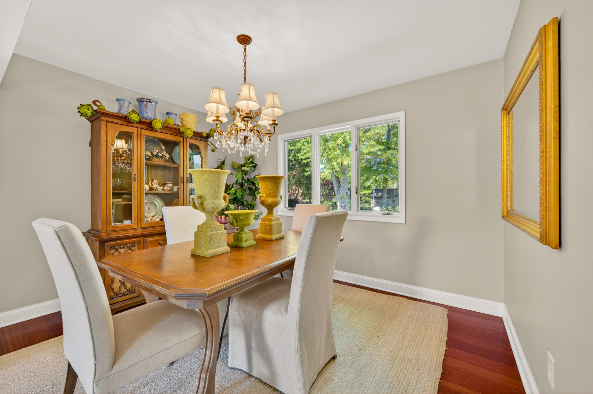OAK WOOD EAST - Residential