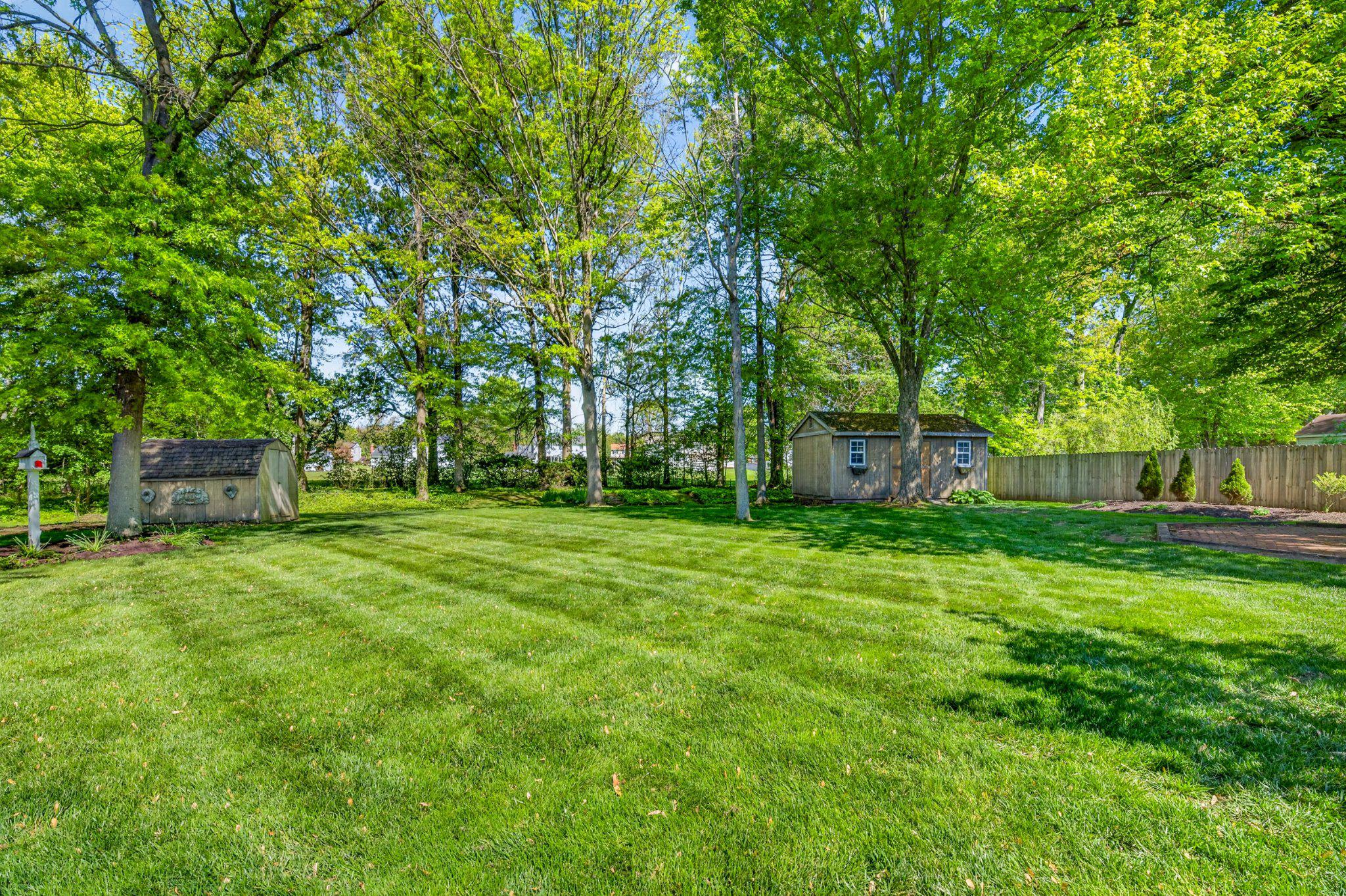 OAK WOOD EAST - Residential