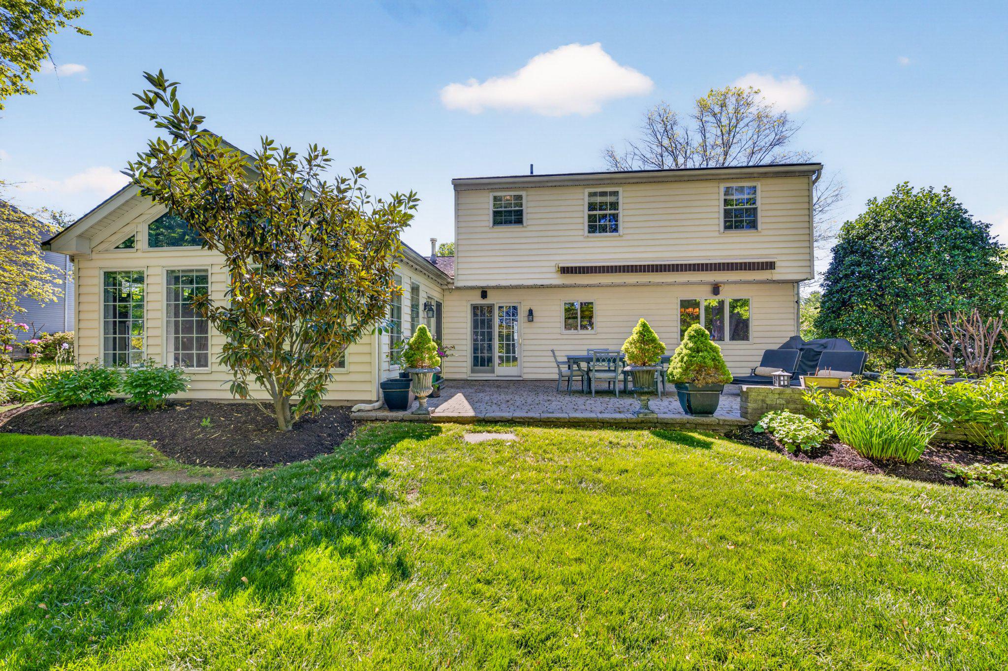 OAK WOOD EAST - Residential