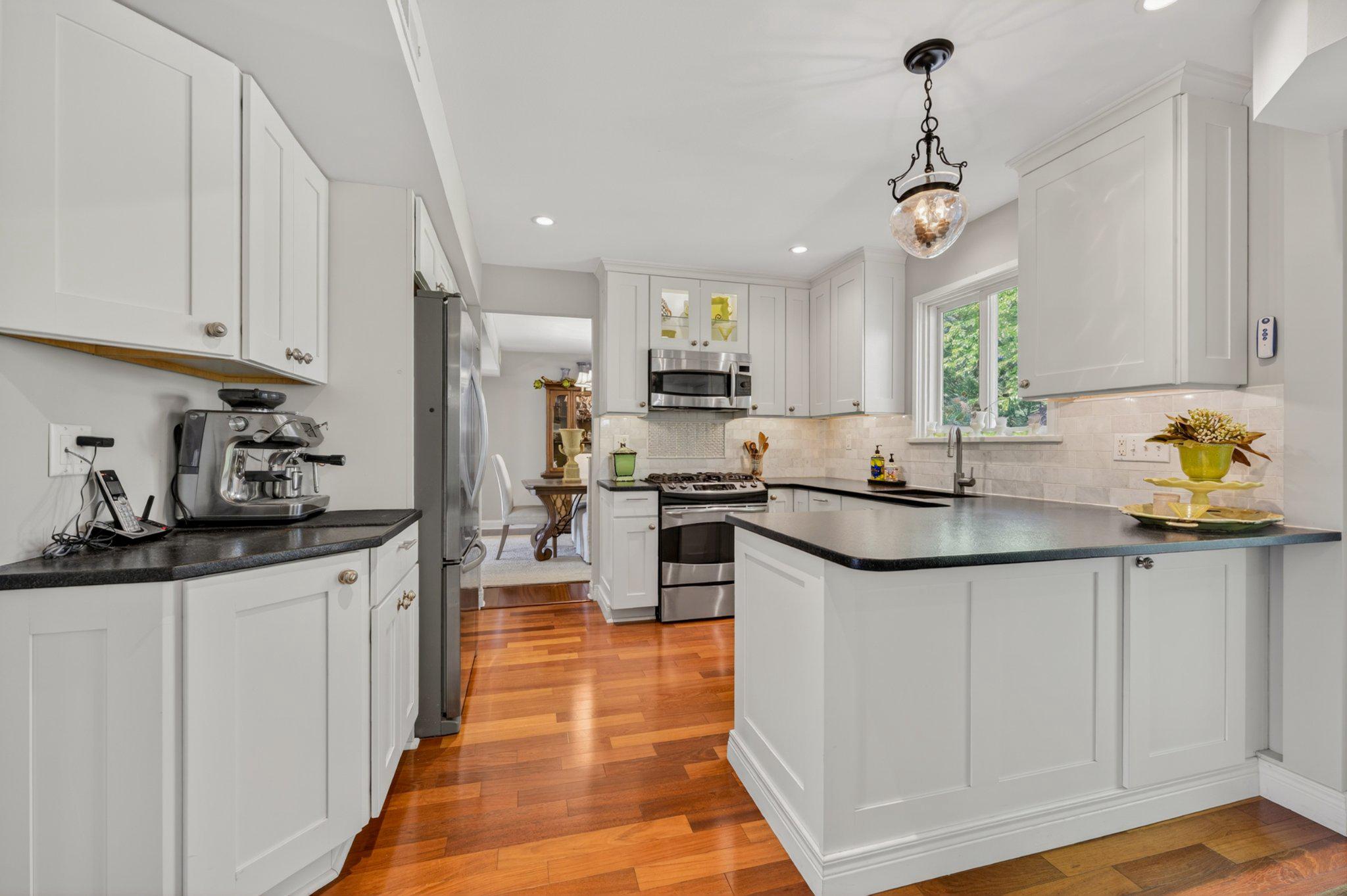 OAK WOOD EAST - Residential